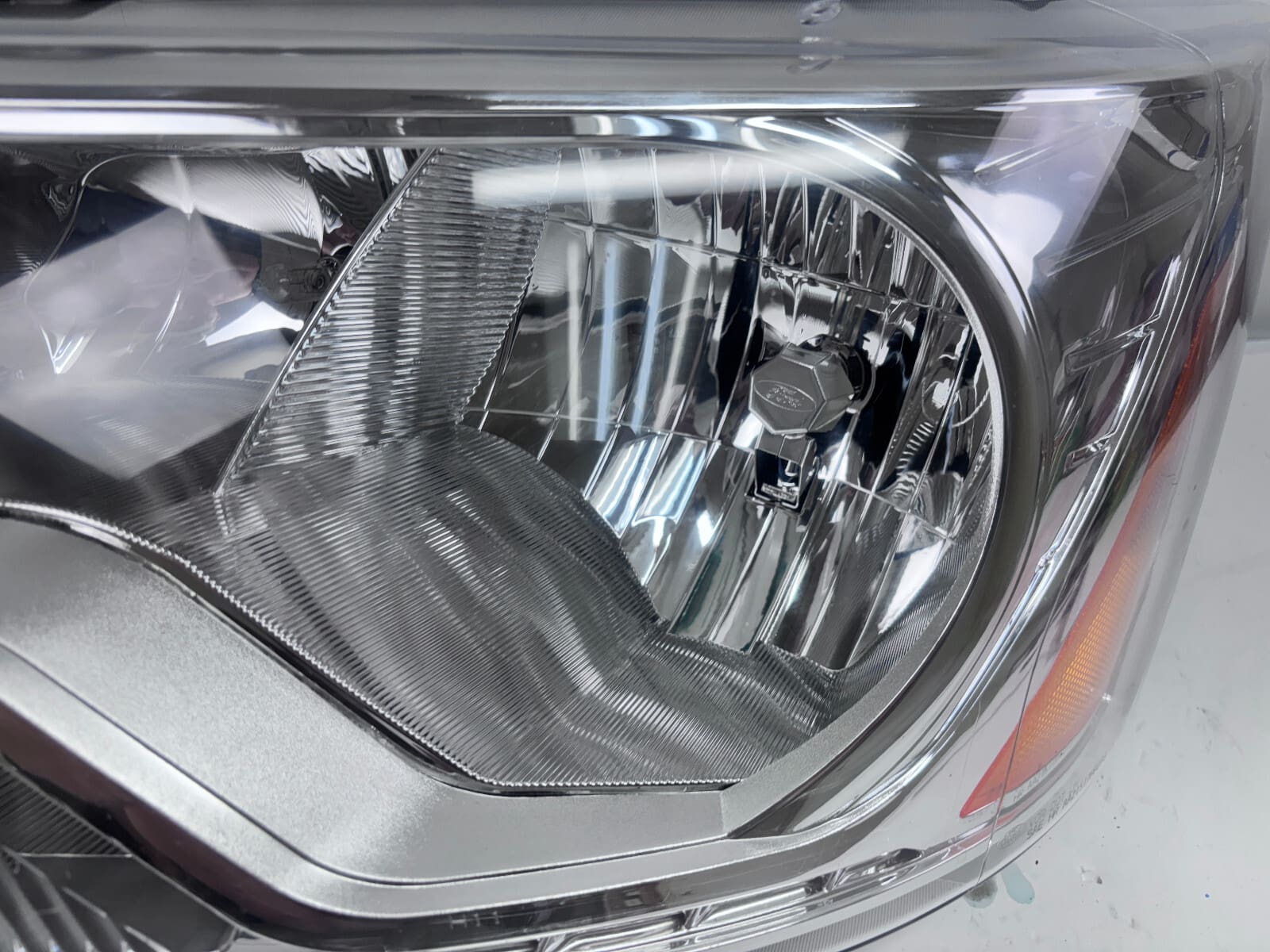 2015-21 Ford Transit 150 250 350 Halogen Front Left OEM Headlight - Image 6