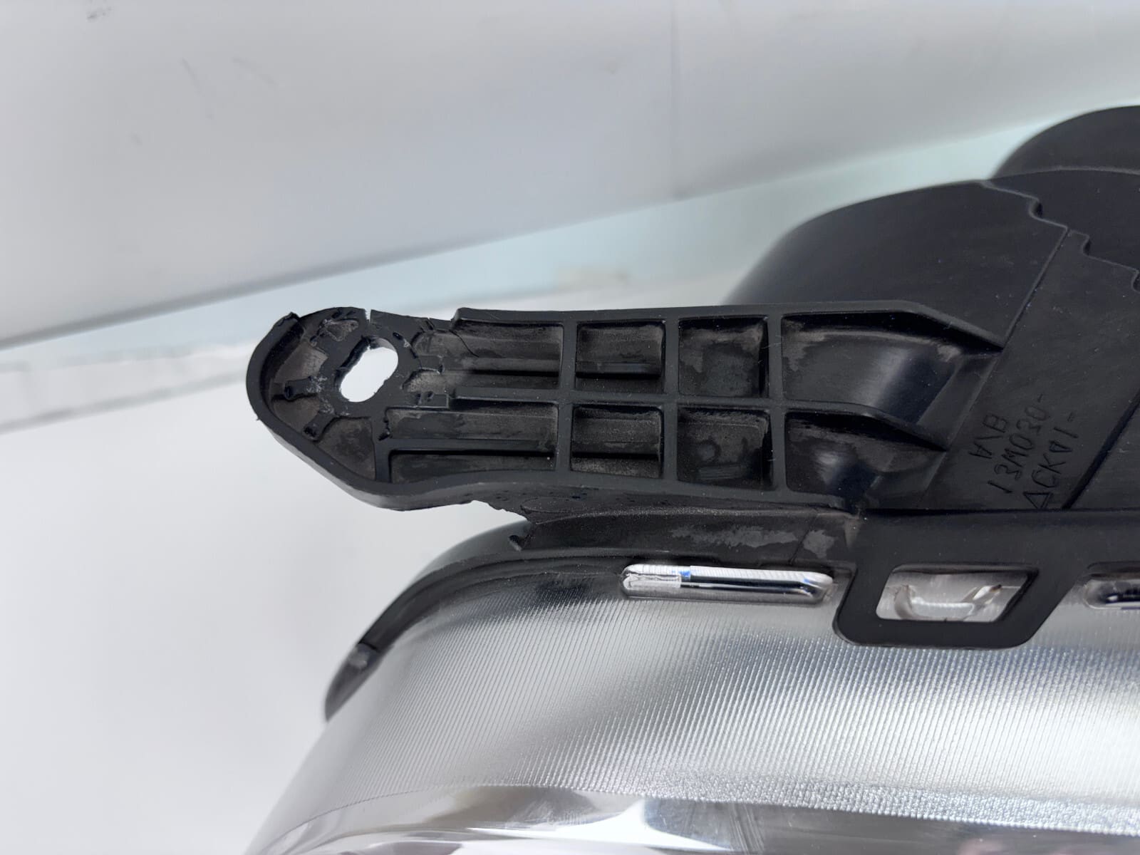2015-21 Ford Transit 150 250 350 Halogen Front Left OEM Headlight - Image 9