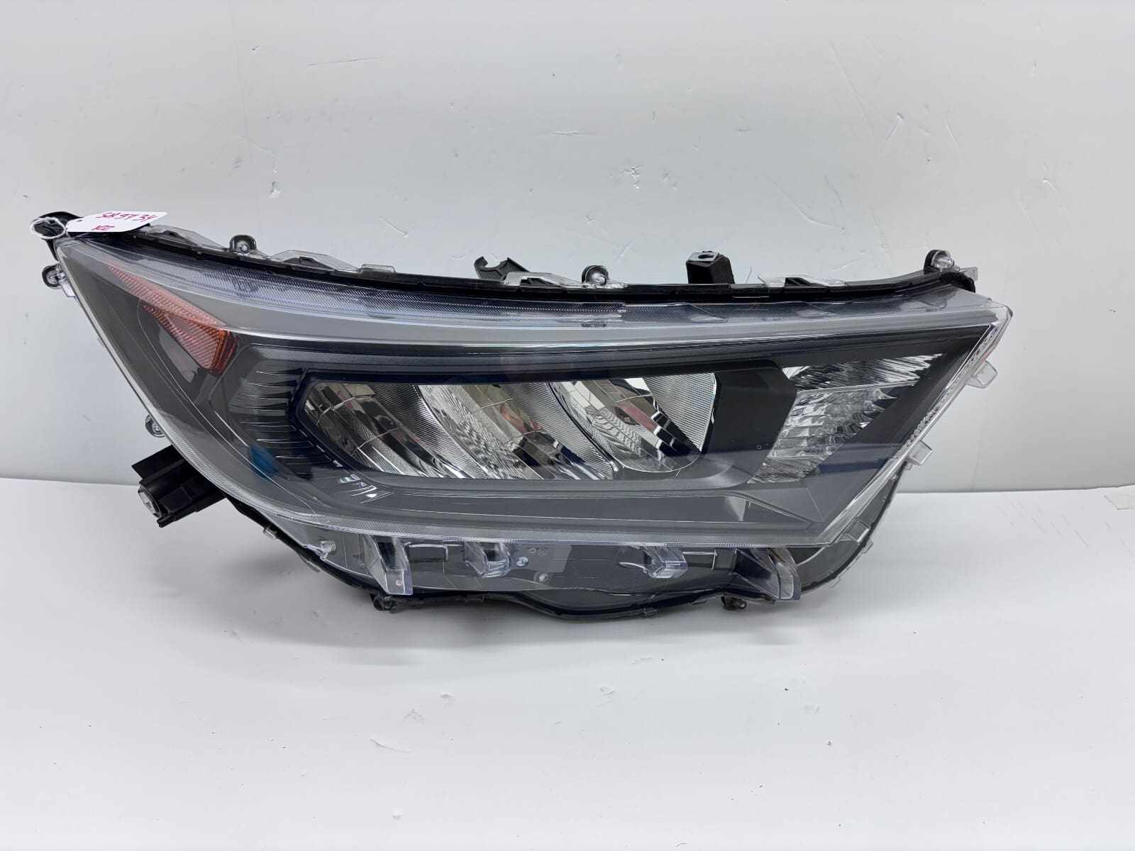 NICE 2019-21 Toyota RAV4 LED Front Right OEM Headlight 81100R152