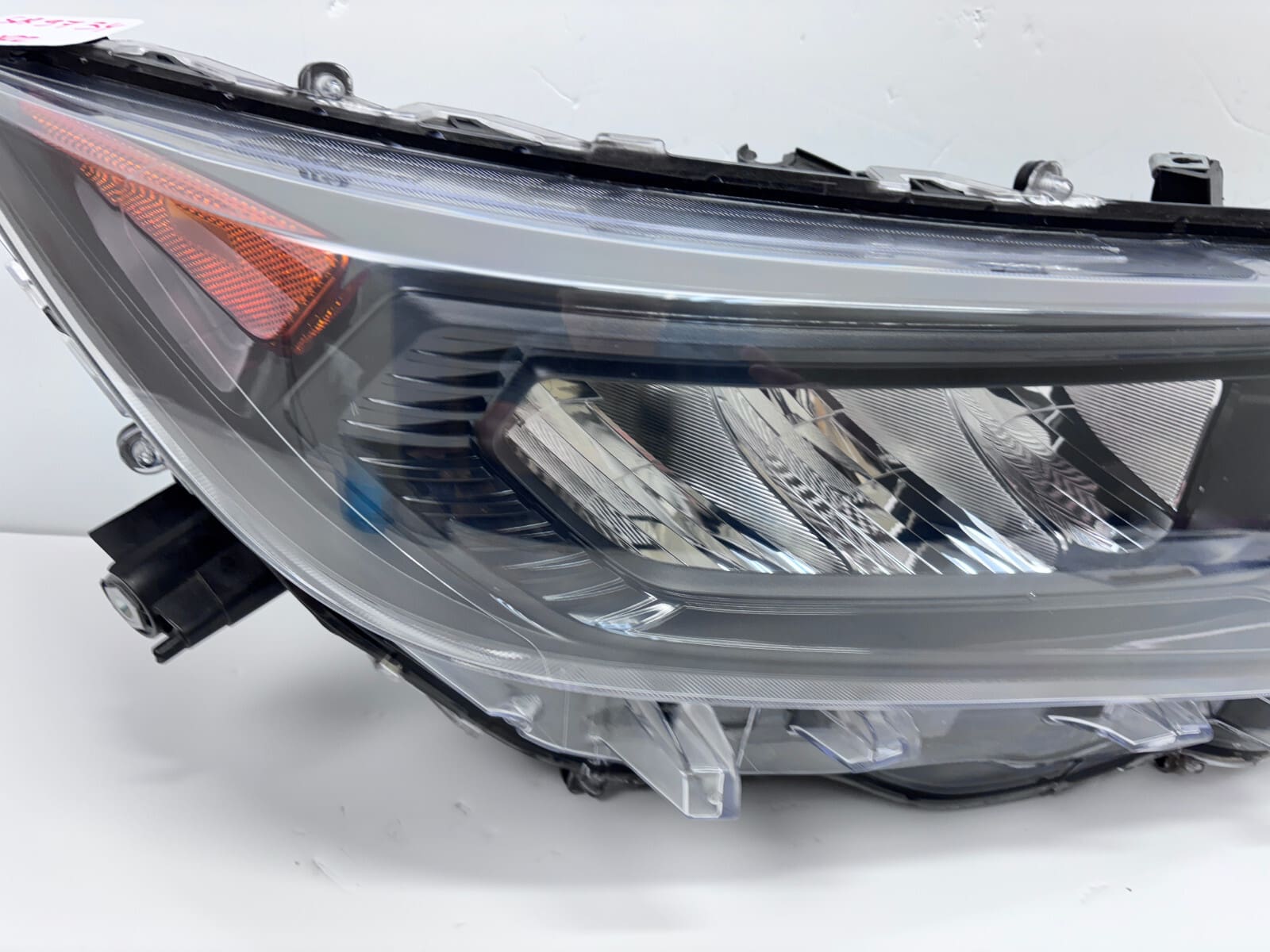 NICE 2019-21 Toyota RAV4 LED Front Right OEM Headlight 81100R152 - Image 8