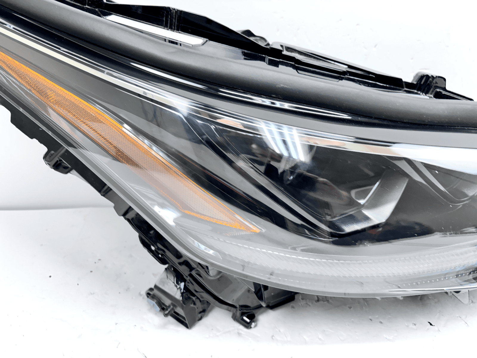 2020-23 Toyota Highlander LED Front Right OEM Headlight 10000-8a0m4 - Image 7