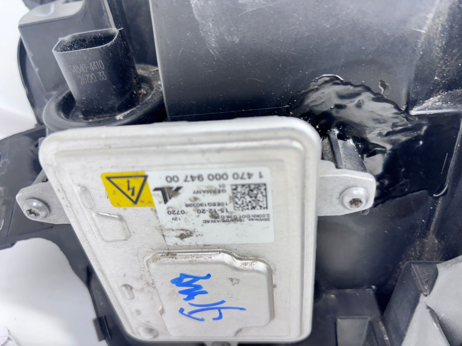 2016-18 Chevy Camaro Xenon HID Front Left OEM Headlight 84364823 - Image 20