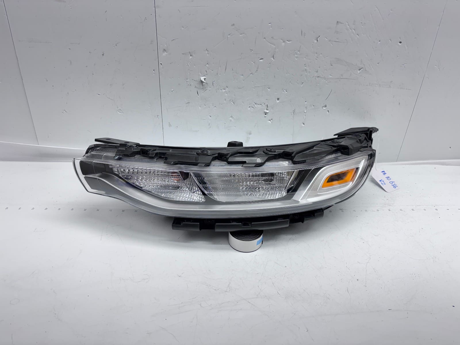 2020-2022 Kia Soul Halogen Front Left OEM Headlight Running Light