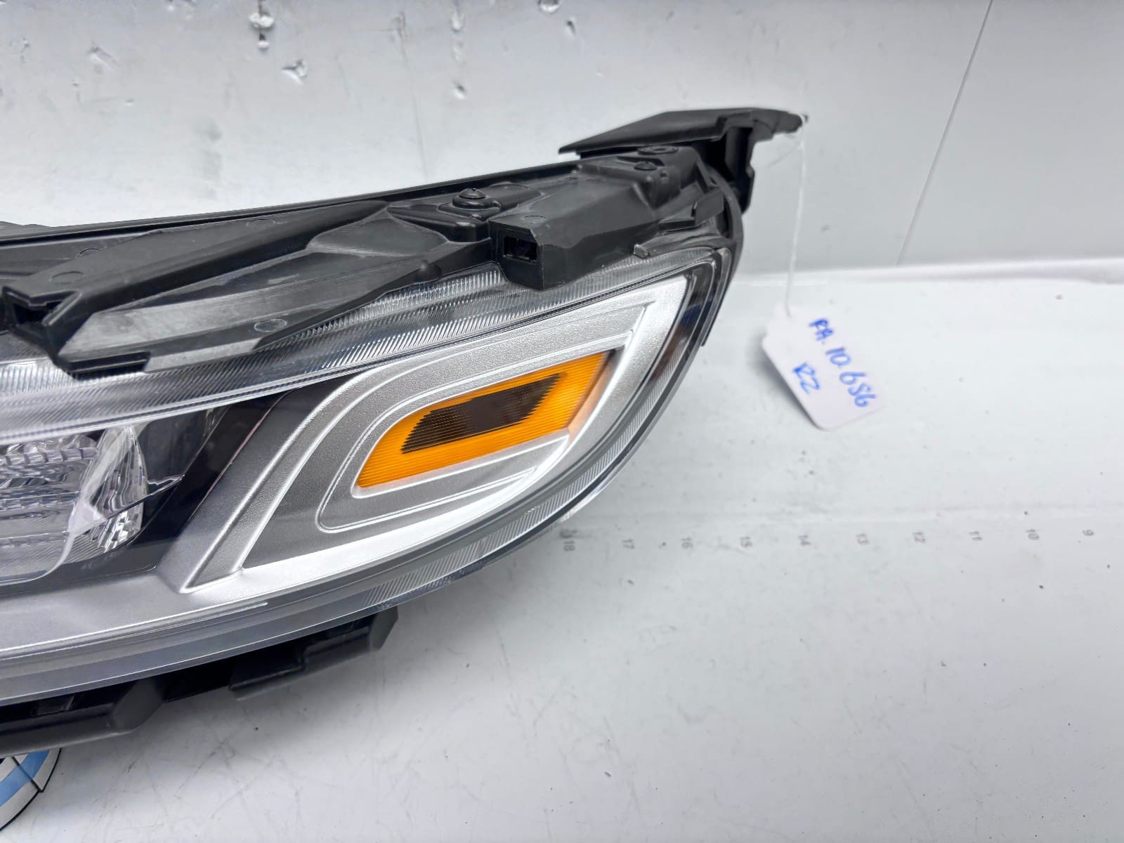 2020-2022 Kia Soul Halogen Front Left OEM Headlight Running Light - Image 6