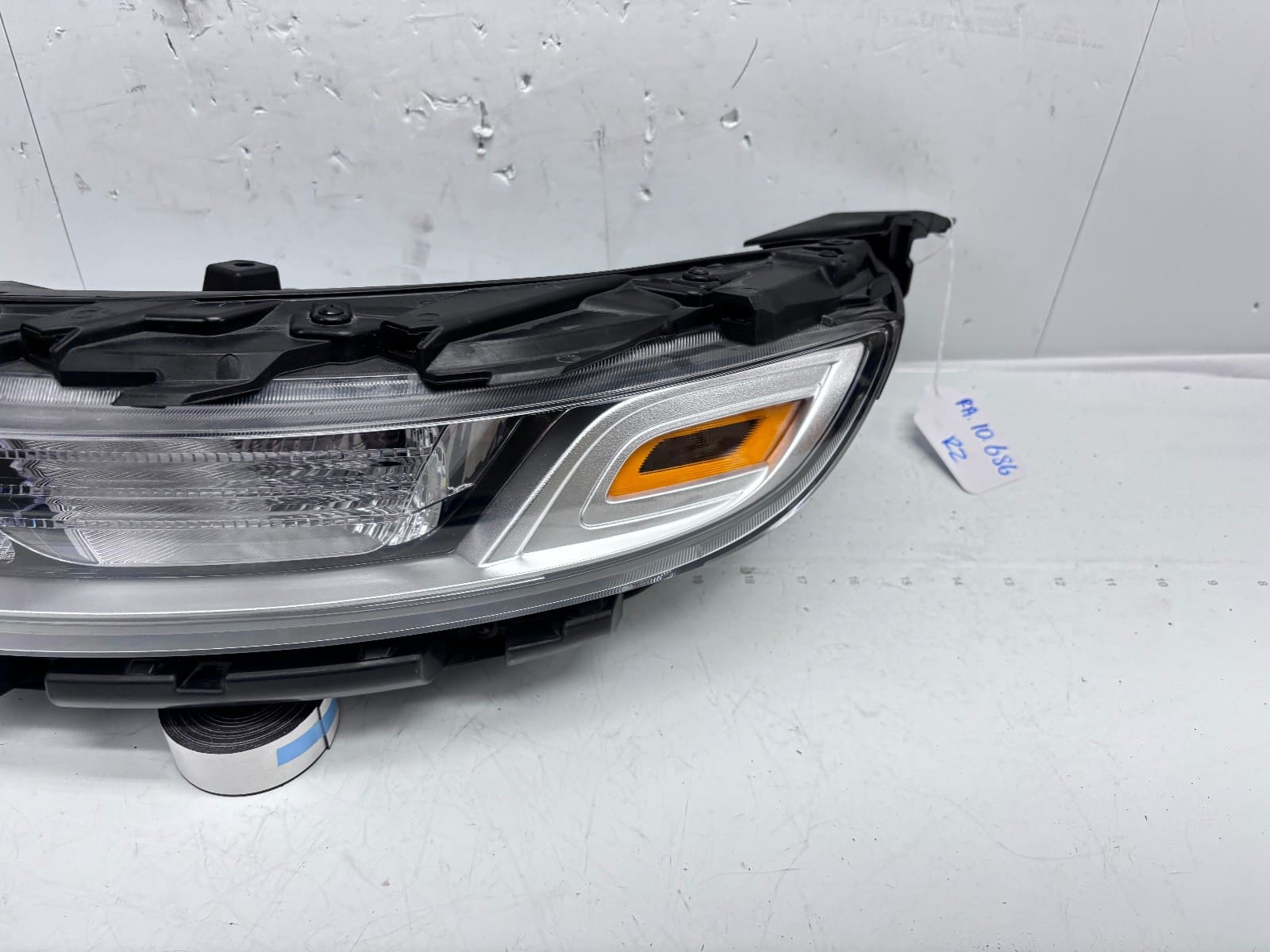 2020-2022 Kia Soul Halogen Front Left OEM Headlight Running Light - Image 7