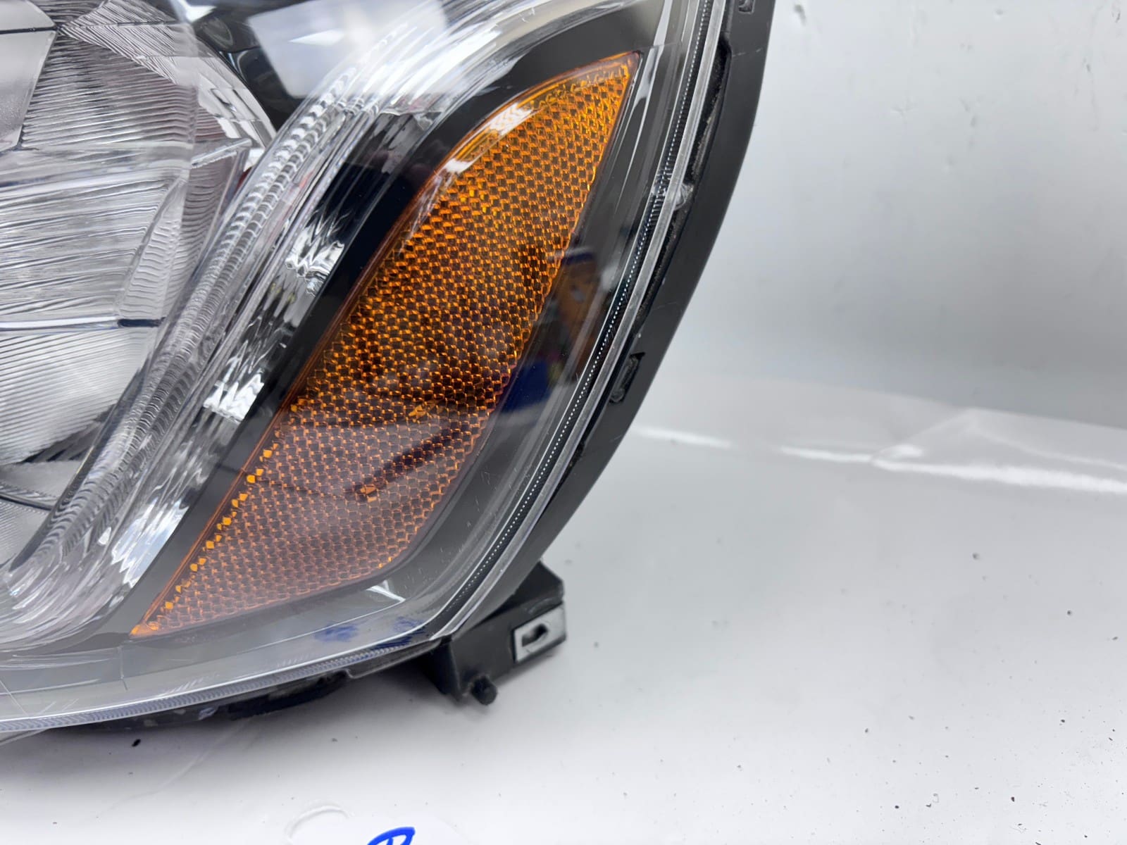 2017-20 Chevy Sonic Halogen LED Front Left OEM Headlight 42703393 - Image 4