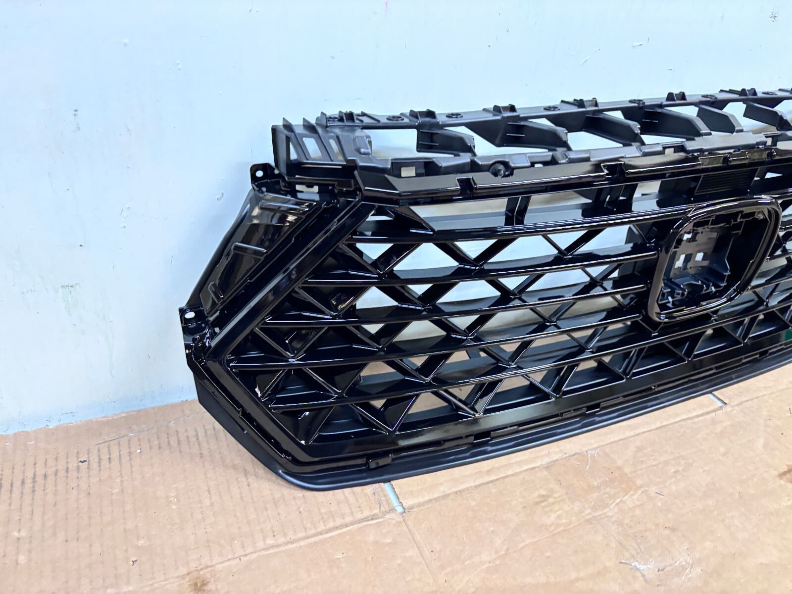 2023-2025 Honda Accord OEM Front Grille Black 71200-30A-A01 - Image 3