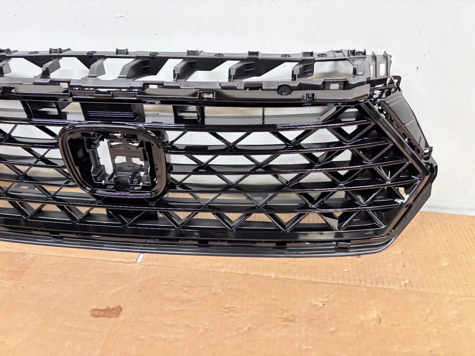 2023-2025 Honda Accord OEM Front Grille Black 71200-30A-A01 - Image 8