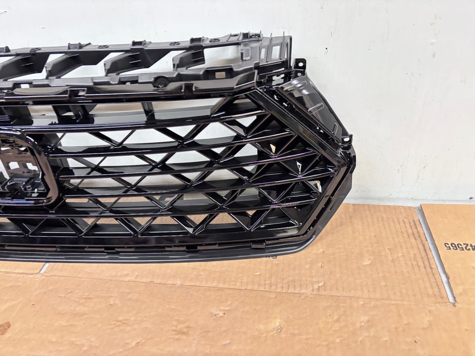 2023-2025 Honda Accord OEM Front Grille Black 71200-30A-A01 - Image 9