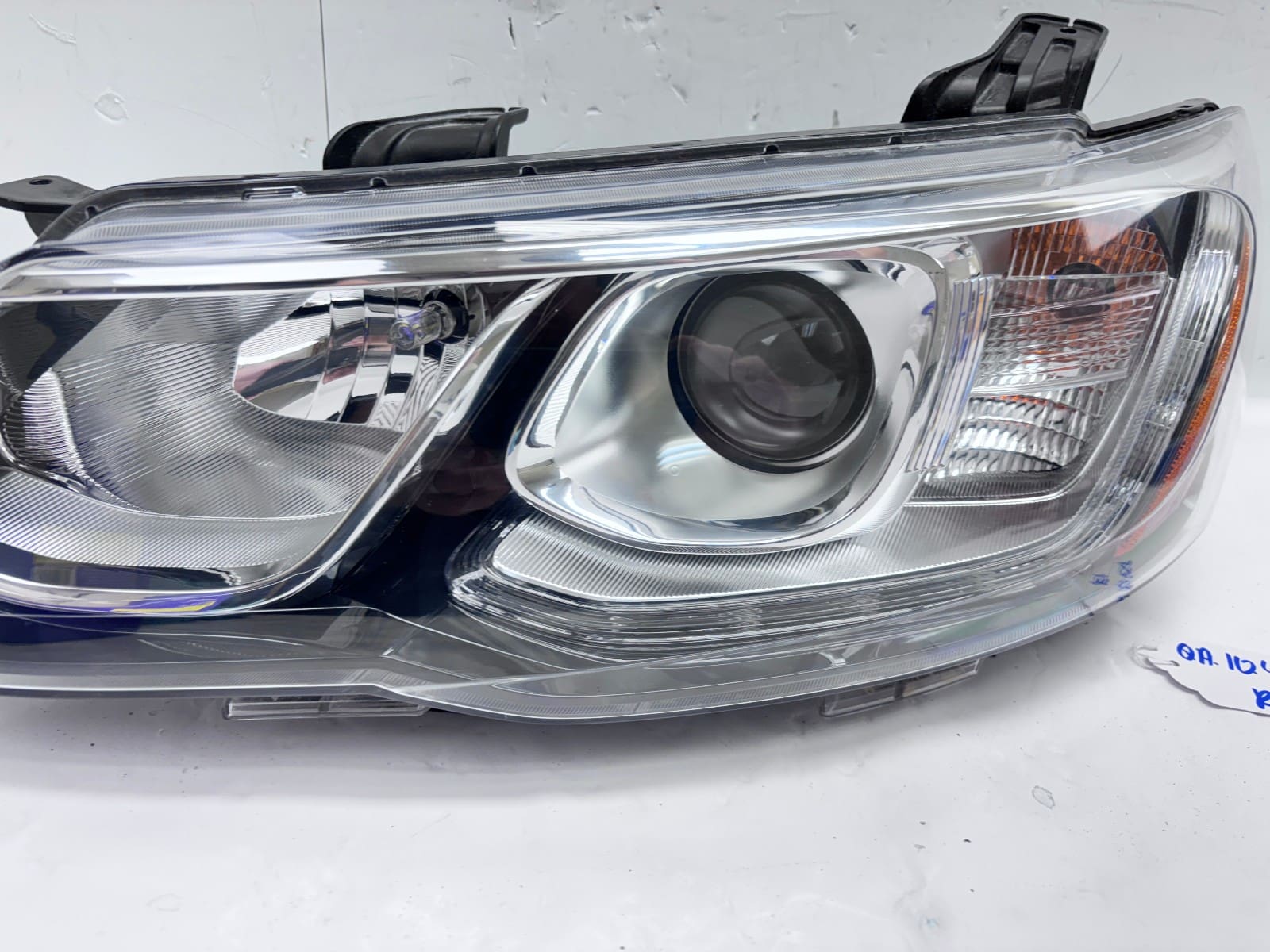 2017-20 Chevy Sonic Halogen LED Front Left OEM Headlight 42703393 - Image 10