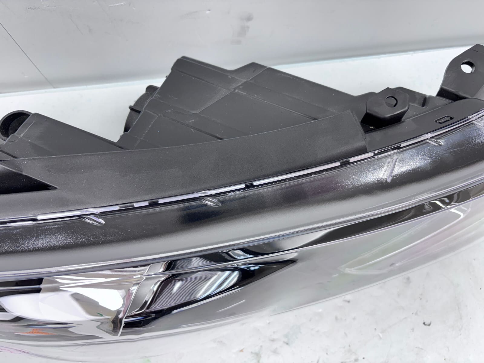 MINT 2011-13 Kia Optima Halogen Front Right OEM Headlight 92102-4C000 - Image 9