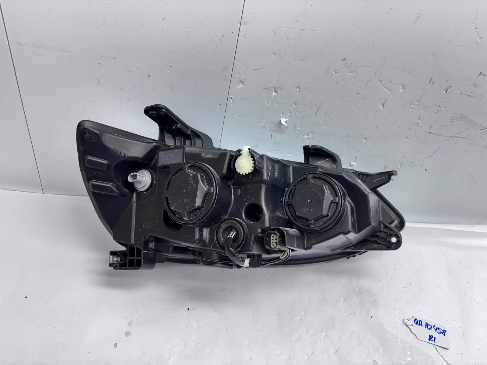 2017-20 Chevy Sonic Halogen LED Front Left OEM Headlight 42703393 - Image 20