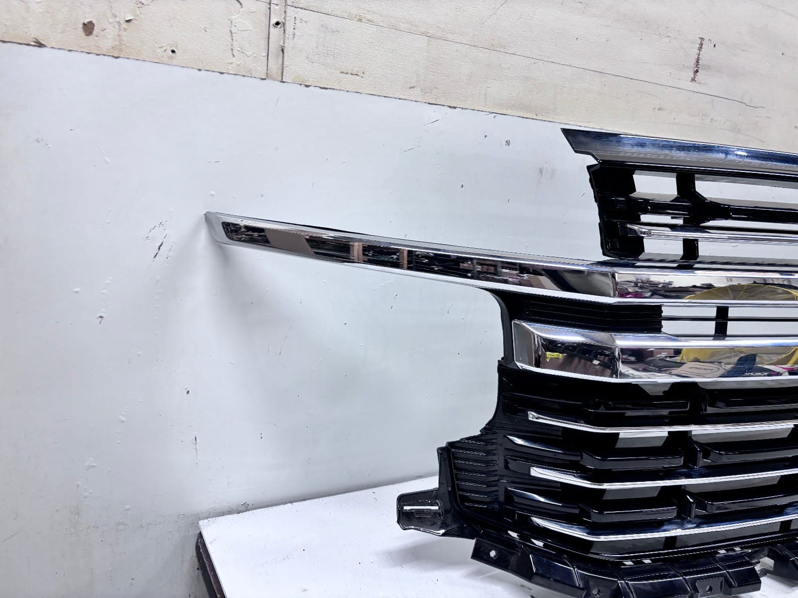 2021-2024 Chevy Tahoe; Suburban Chrome Front OEM Grille - Image 2