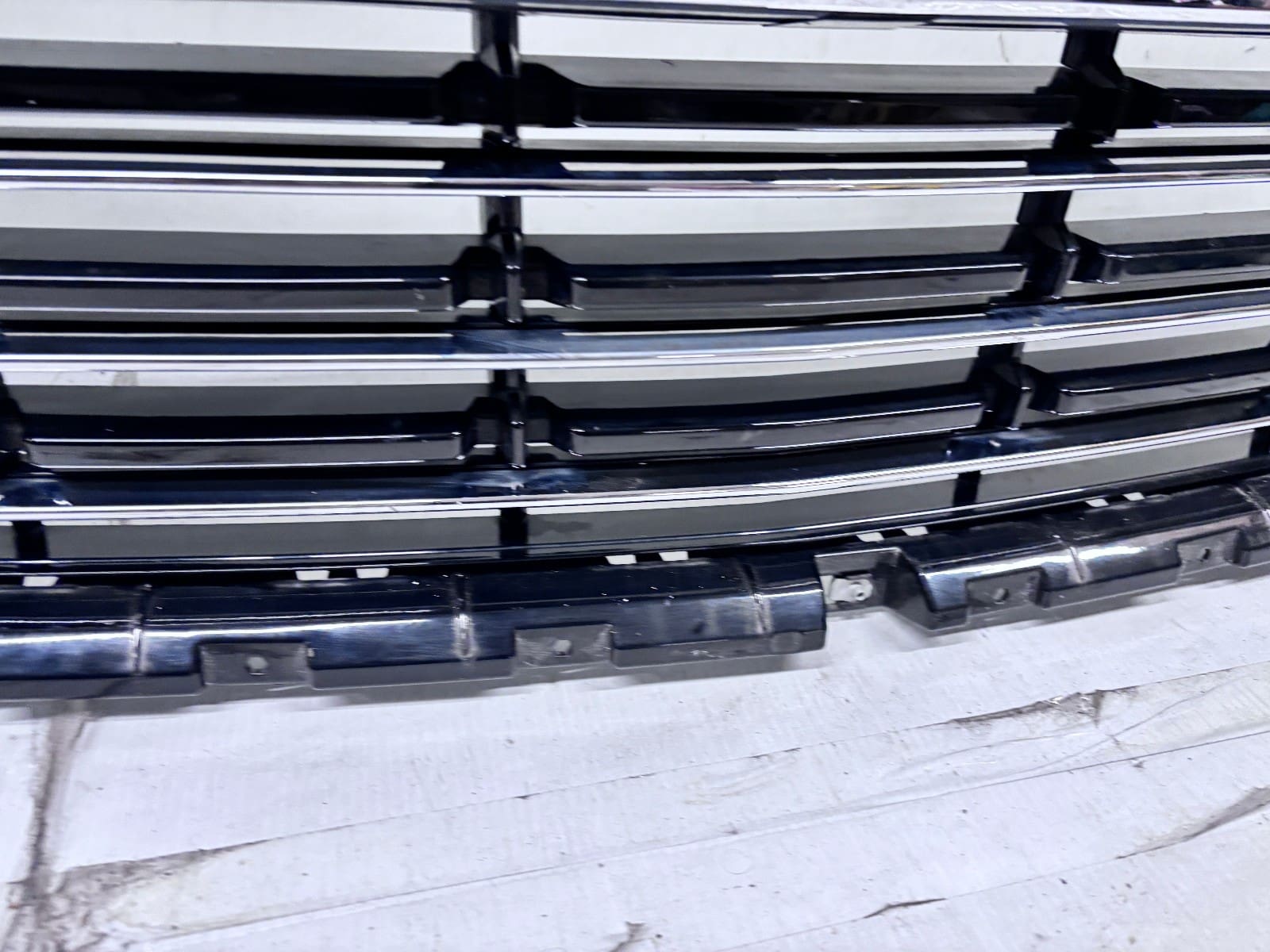 2021-2024 Chevy Tahoe; Suburban Chrome Front OEM Grille - Image 6