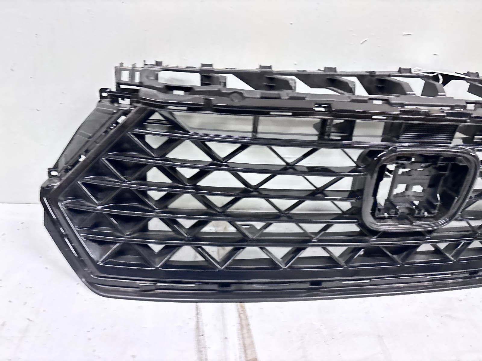 2023-2025 Honda Accord Black Front OEM Grille 71200-30A-A01 - Image 7