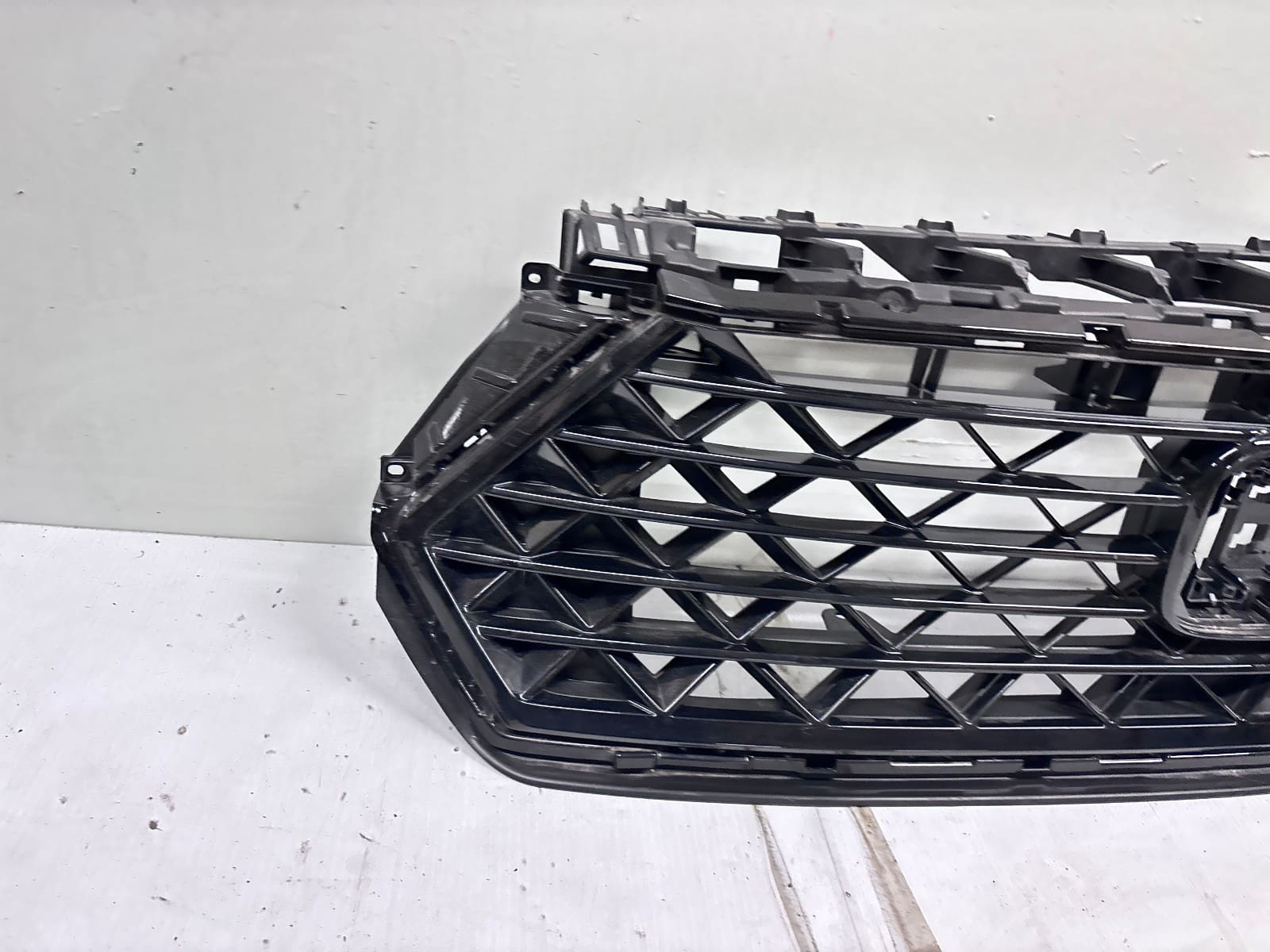 2023-2025 Honda Accord Black Front OEM Grille 71200-30A-A01 - Image 8