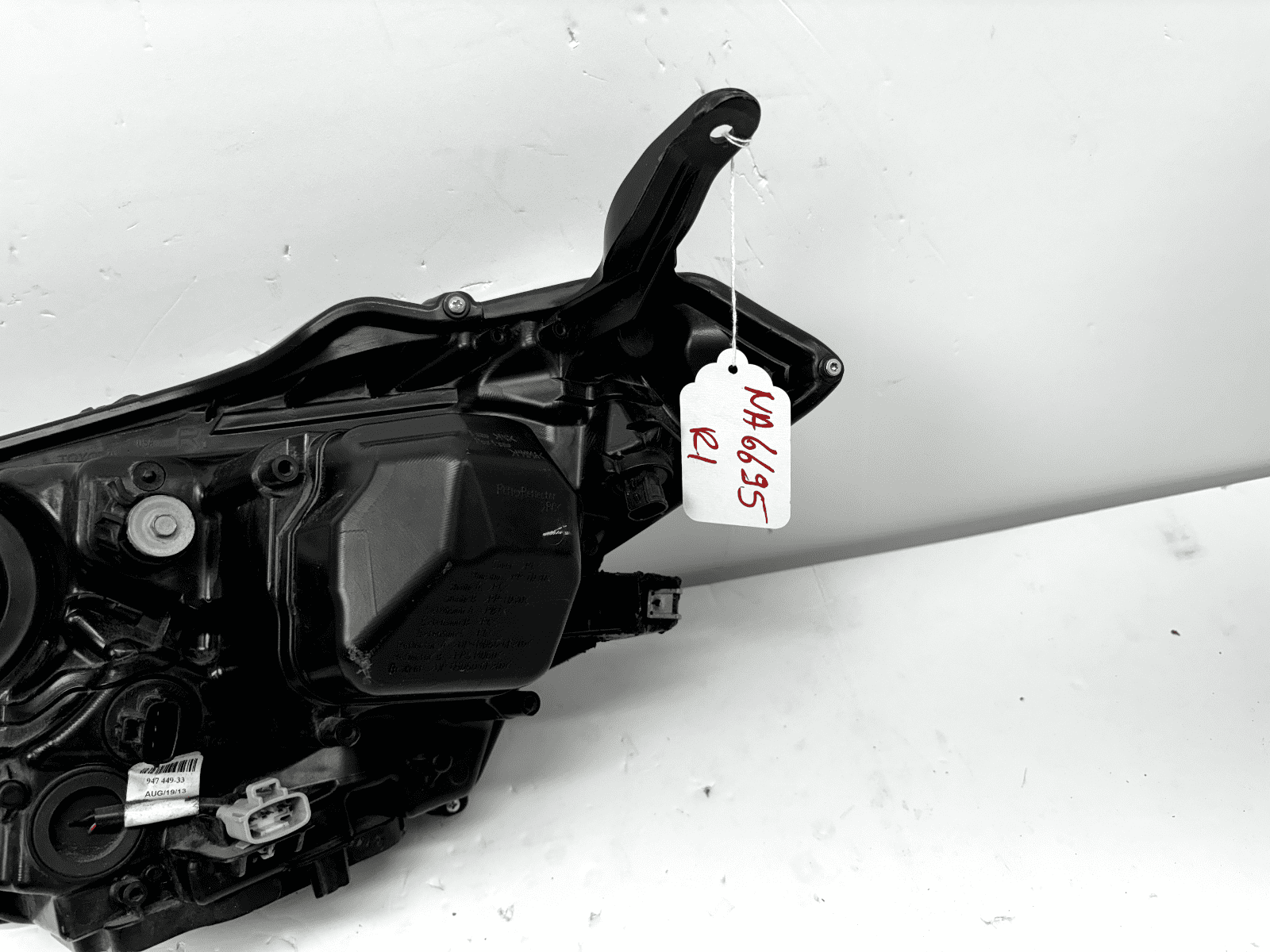 2014-2016 Toyota Corolla LED Front Right Headlight OEM Genuine - Image 17