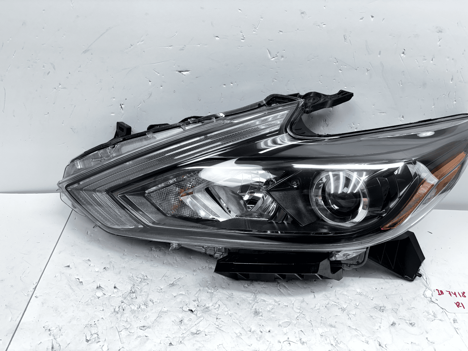 2016-2018 Nissan Altima Halogen Dark Front Left CAPA Headlight