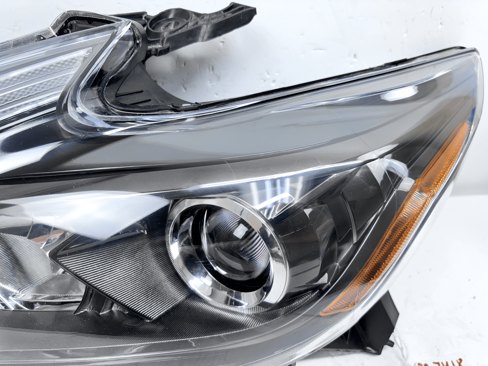 2016-2018 Nissan Altima Halogen Dark Front Left CAPA Headlight - Image 6