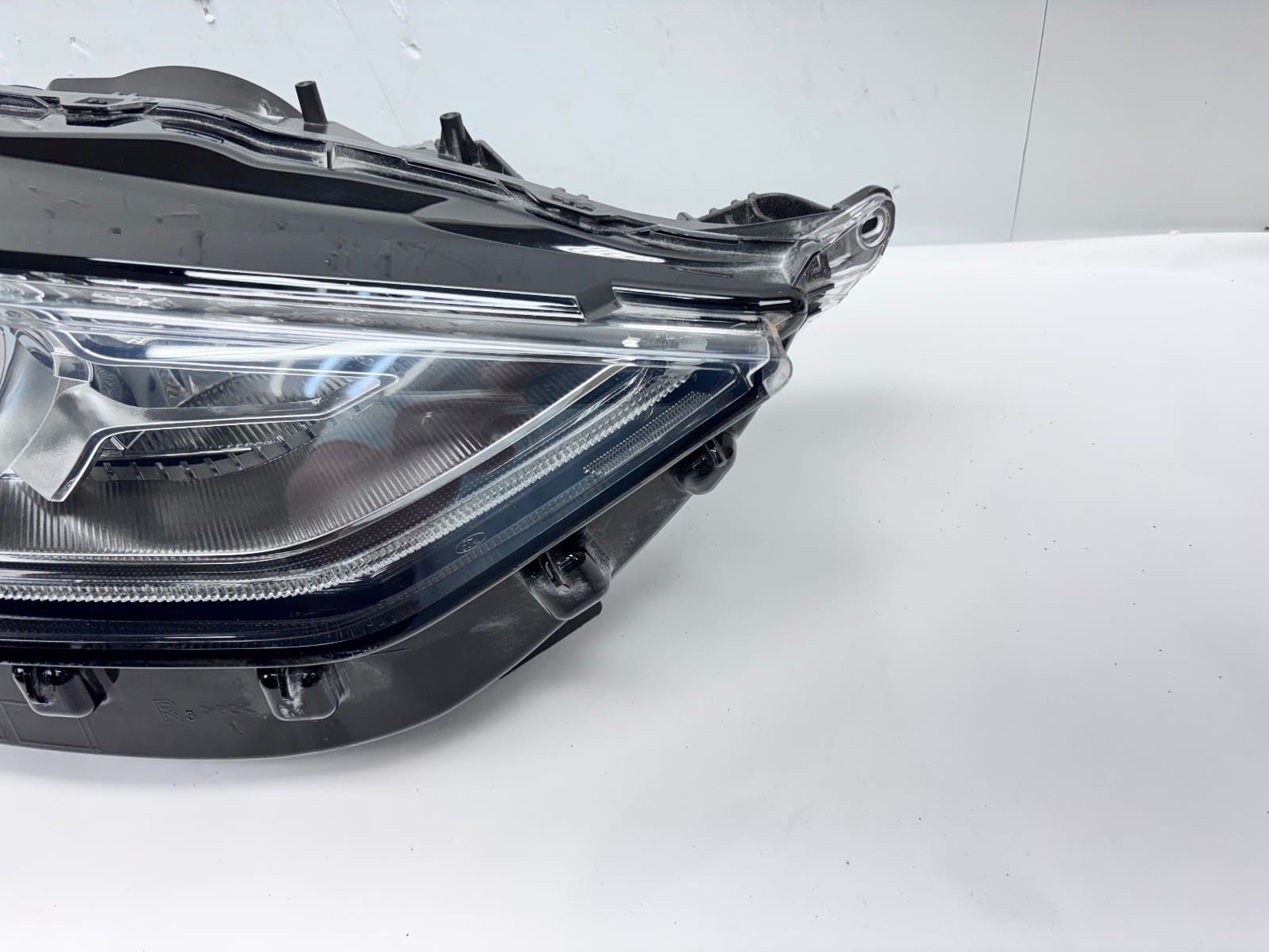 2017-20 Ford Fusion Halogen LED Right OEM Headlight HS7Z13008GCP - Image 3