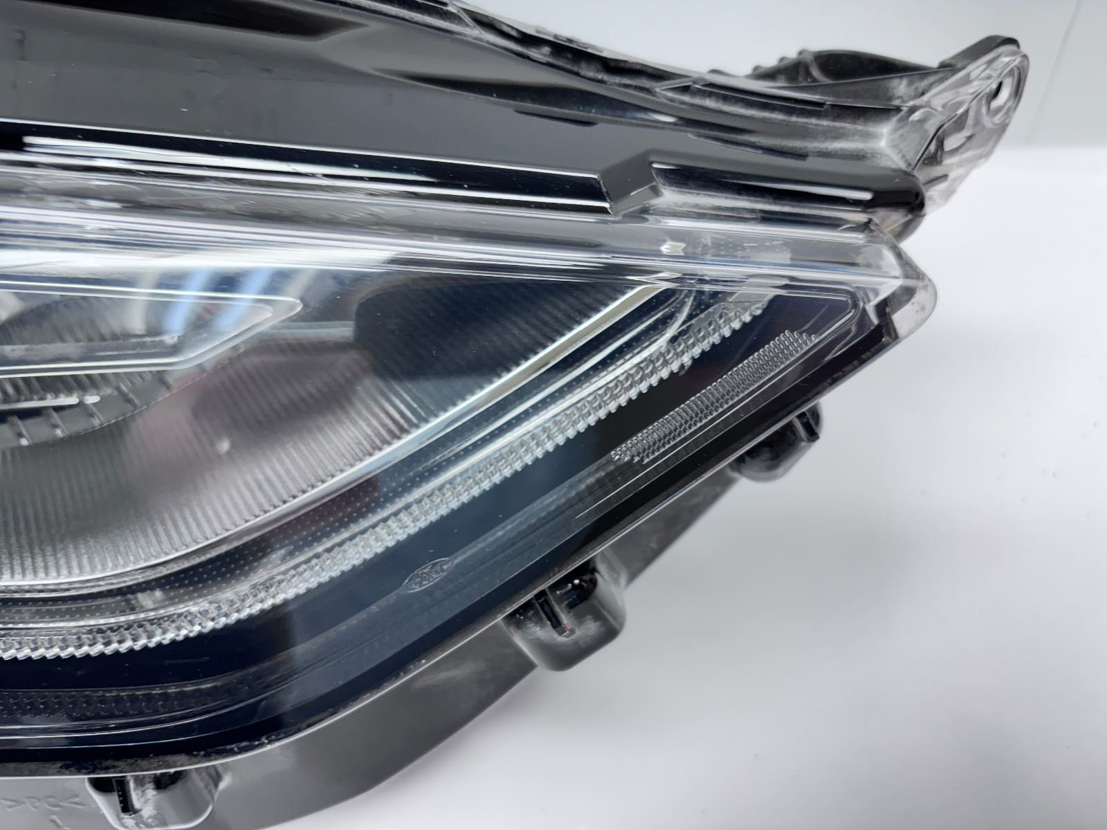 2017-20 Ford Fusion Halogen LED Right OEM Headlight HS7Z13008GCP - Image 6