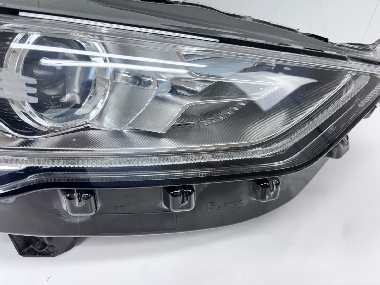 2017-20 Ford Fusion Halogen LED Right OEM Headlight HS7Z13008GCP - Image 8