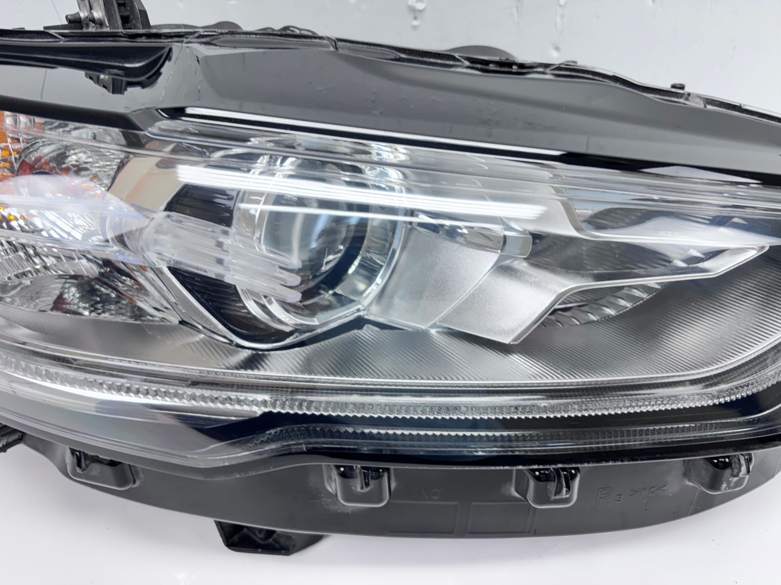 2017-20 Ford Fusion Halogen LED Right OEM Headlight HS7Z13008GCP - Image 11