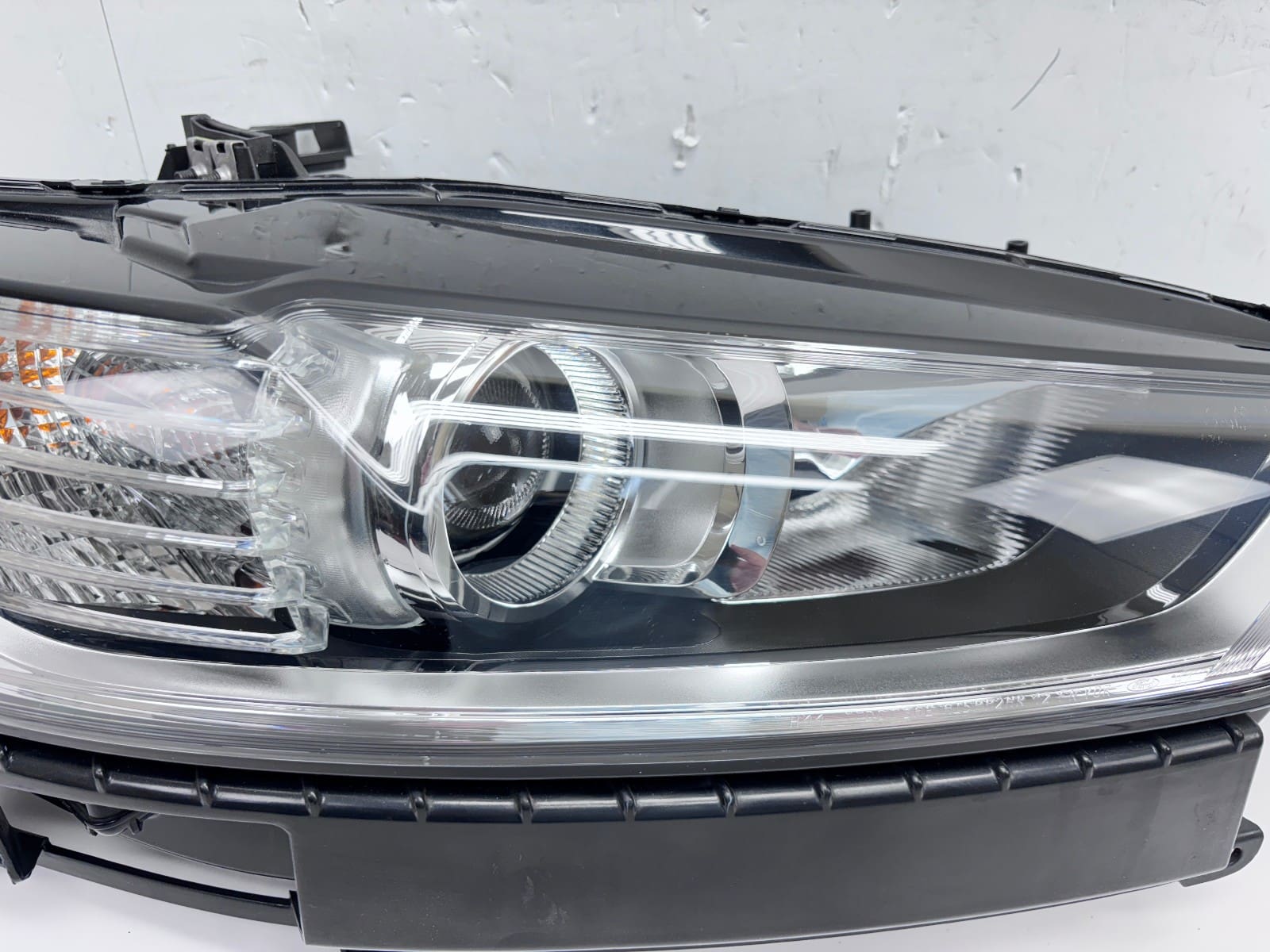 2013-16 Ford Fusion Halogen Front Right OEM Headlight DS7313W029CD - Image 7