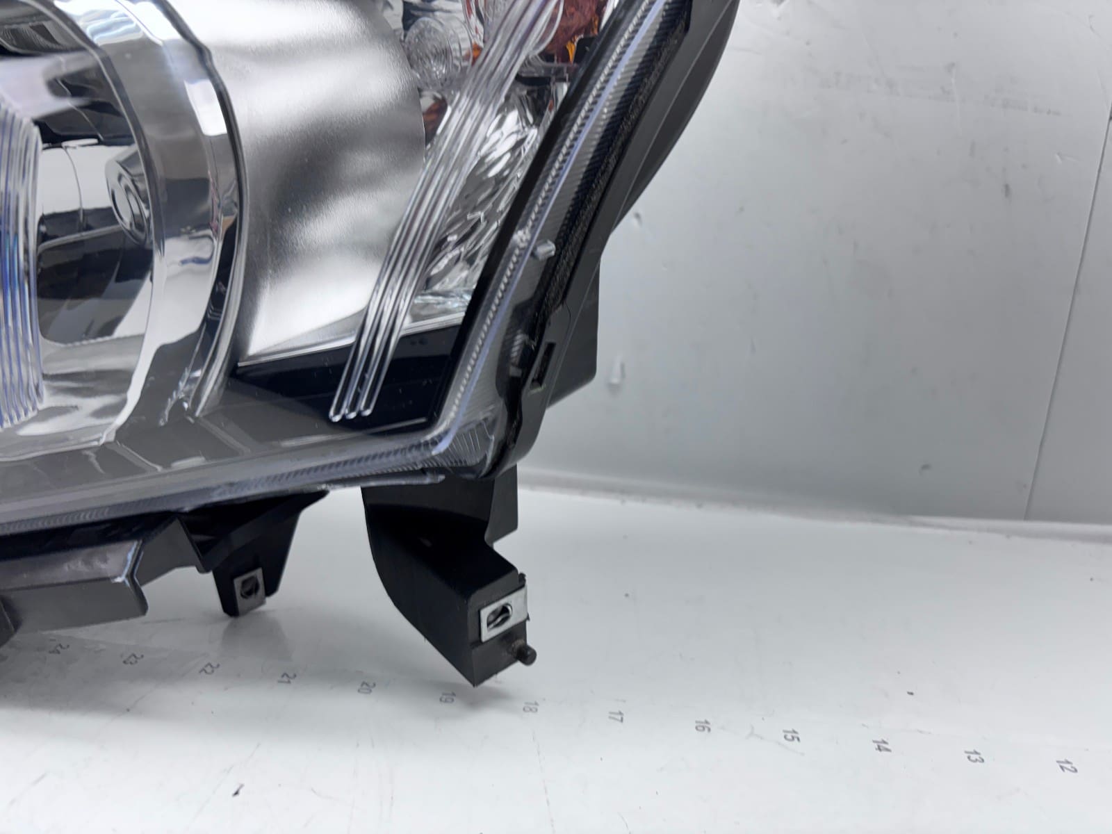 2011-2015 Chevy Cruze Halogen Front Left CAPA Headlight 95291963 - Image 9