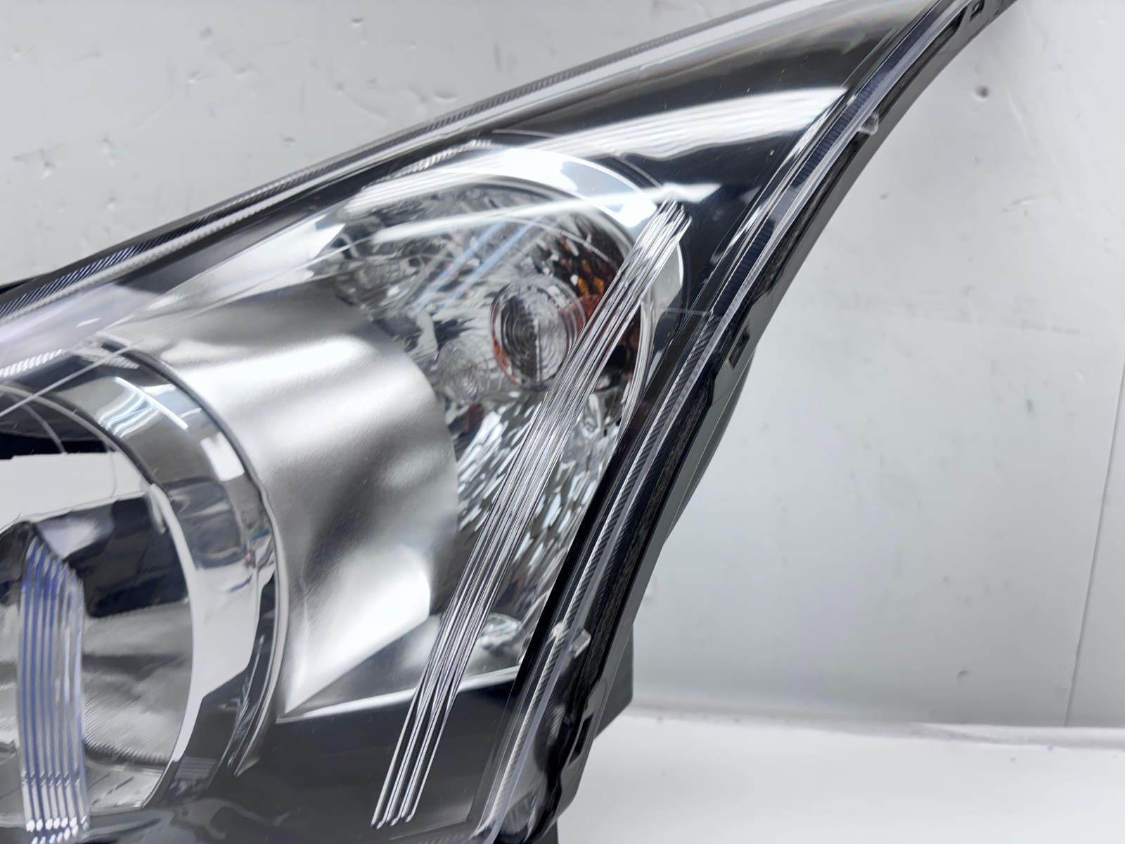 2011-2015 Chevy Cruze Halogen Front Left CAPA Headlight 95291963 - Image 10