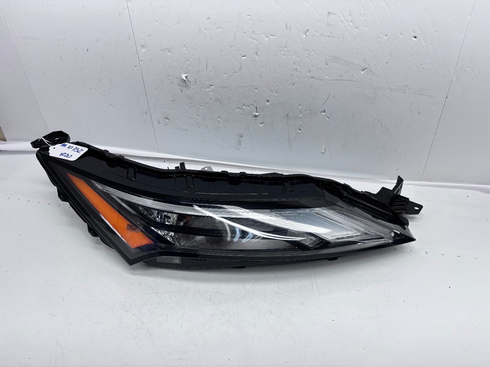 2021-24 Nissan Rogue LED Front Right OEM Headlight Running Light