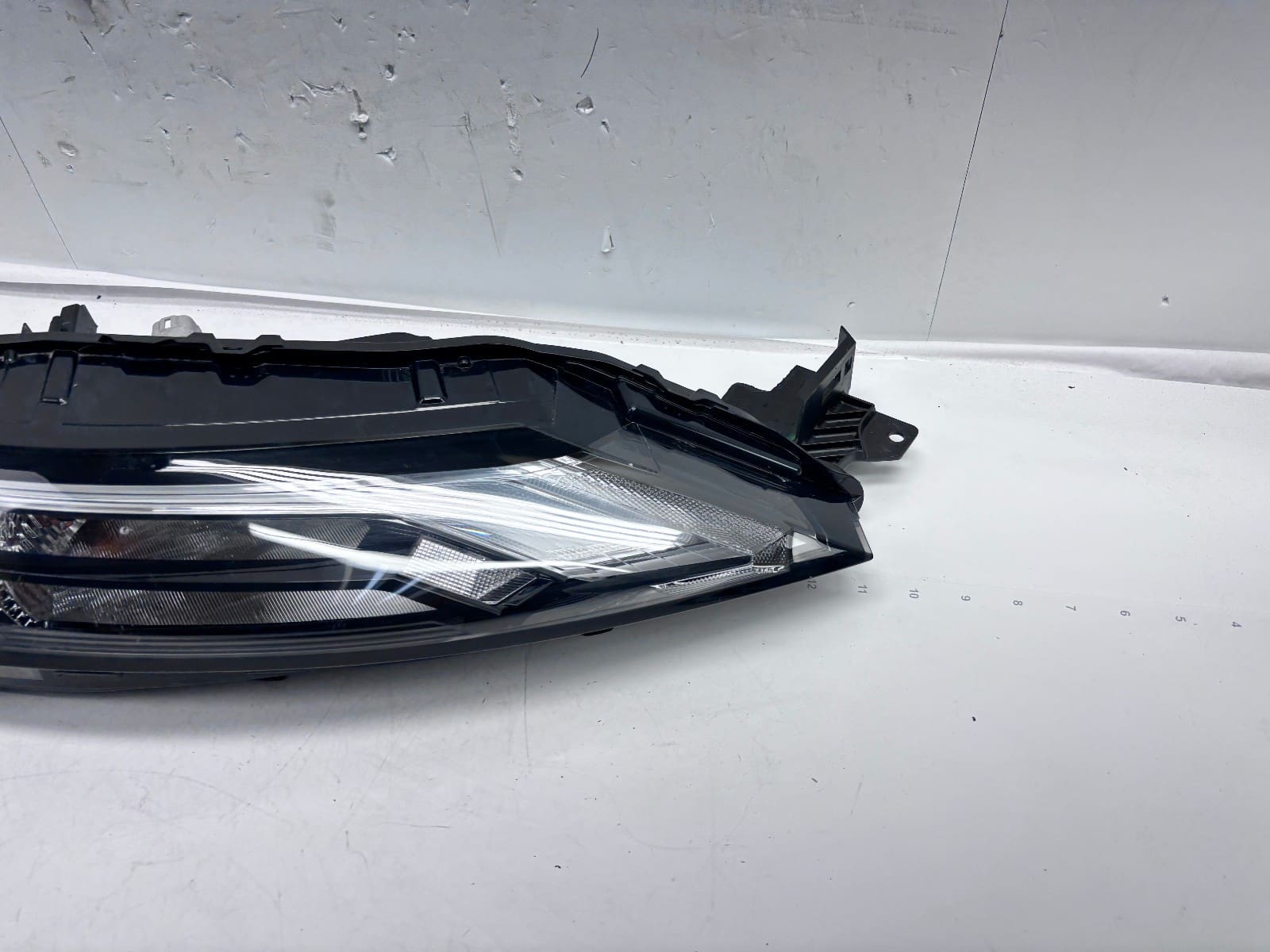 2021-24 Nissan Rogue LED Front Right OEM Headlight Running Light - Image 2