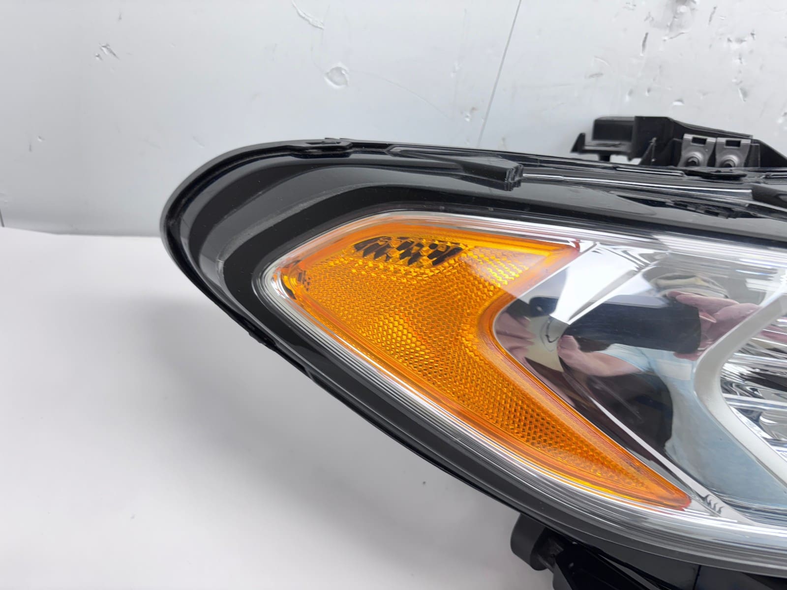2013-16 Ford Fusion Halogen Front Right OEM Headlight DS7313W029CD - Image 12