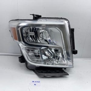 2016-19 Nissan Titan Halogen Front Right OEM Headlight 26010-EZ21A