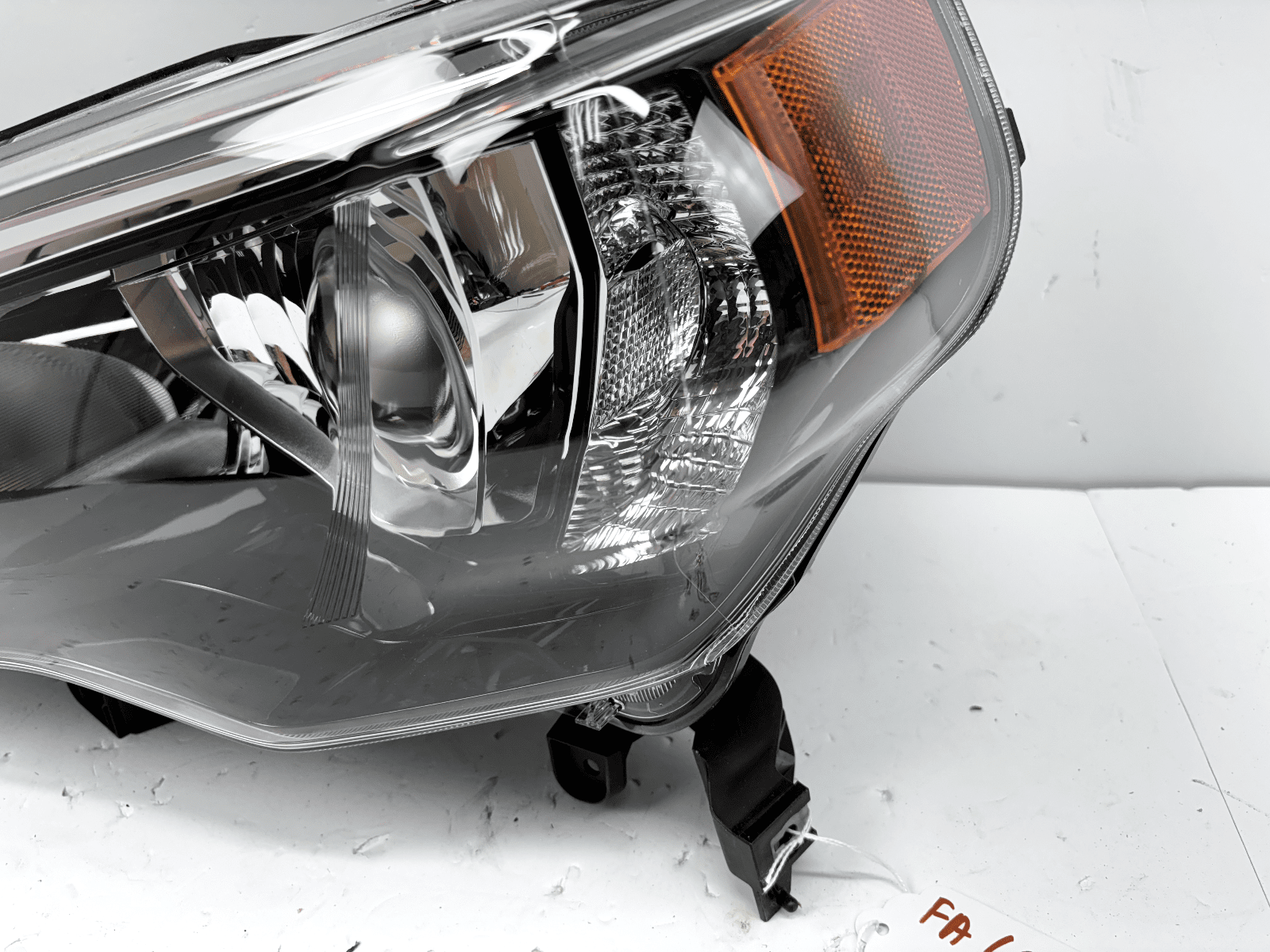 2014-2021 Toyota 4Runner Front Left Headlight OEM Genuine - Image 3