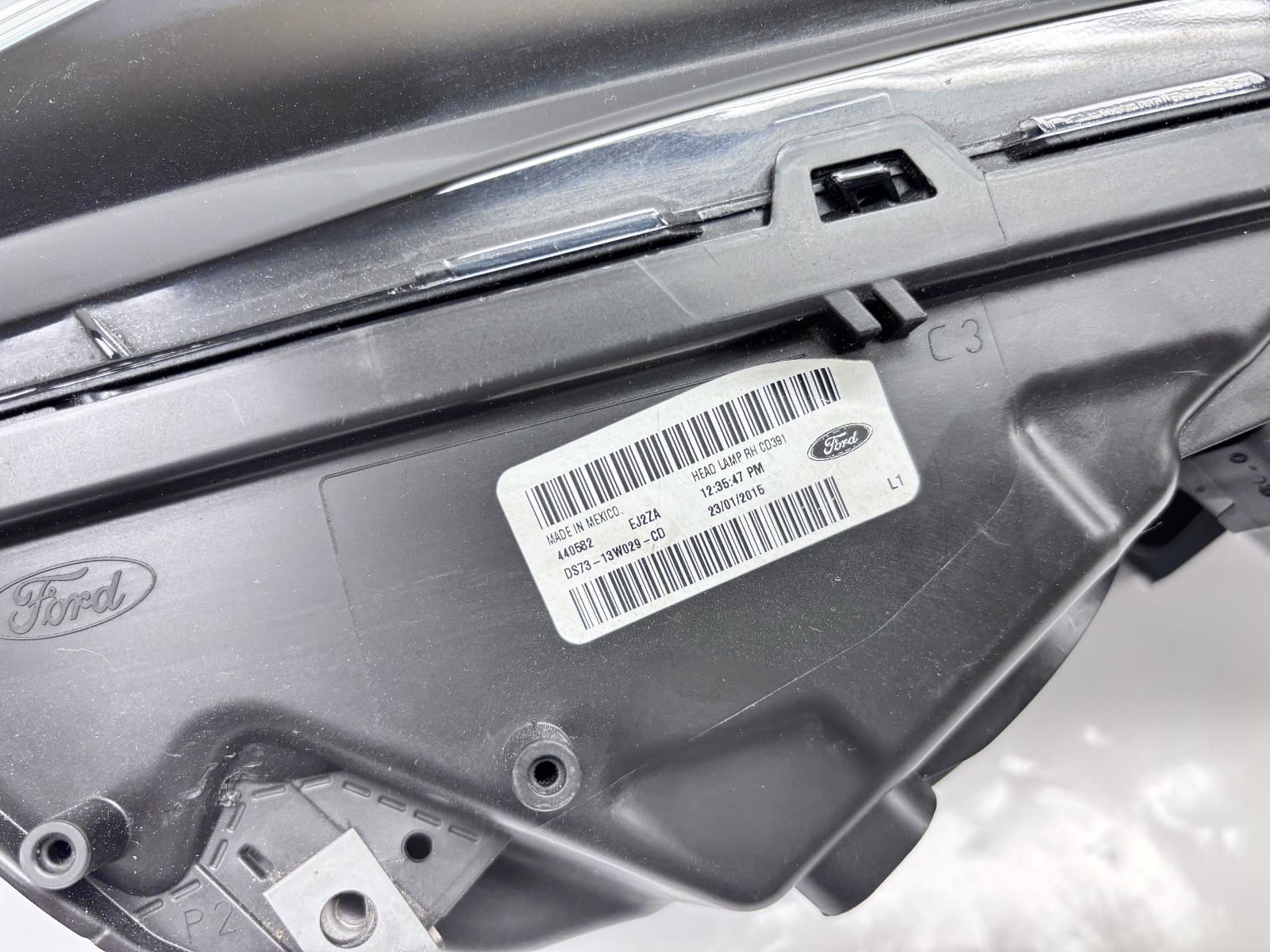 2013-16 Ford Fusion Halogen Front Right OEM Headlight DS7313W029CD - Image 20