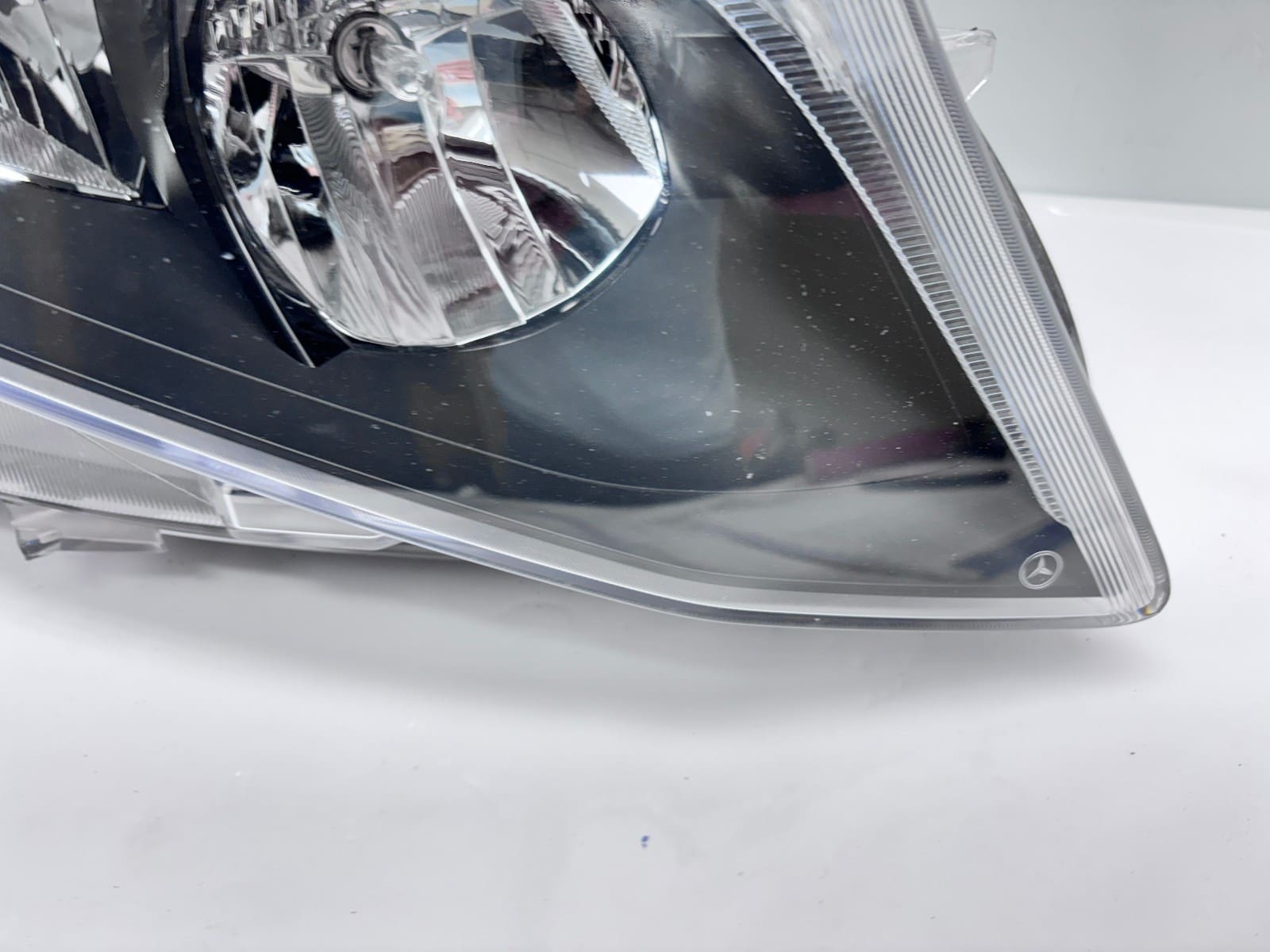 2016-2019 Mercedes Metris Front Right OEM Headlight A4479068200 - Image 7