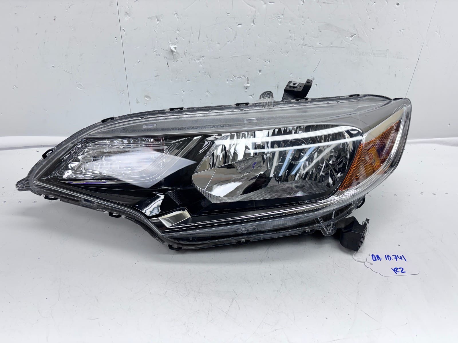 2015-2017 Honda Fit Halogen Front Left OEM Headlight 33150T5AA01