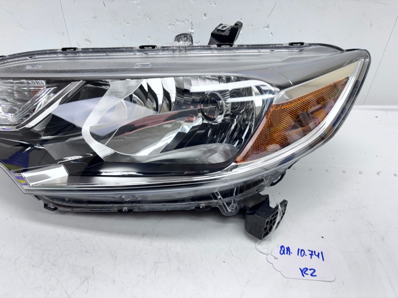 2015-2017 Honda Fit Halogen Front Left OEM Headlight 33150T5AA01 - Image 9