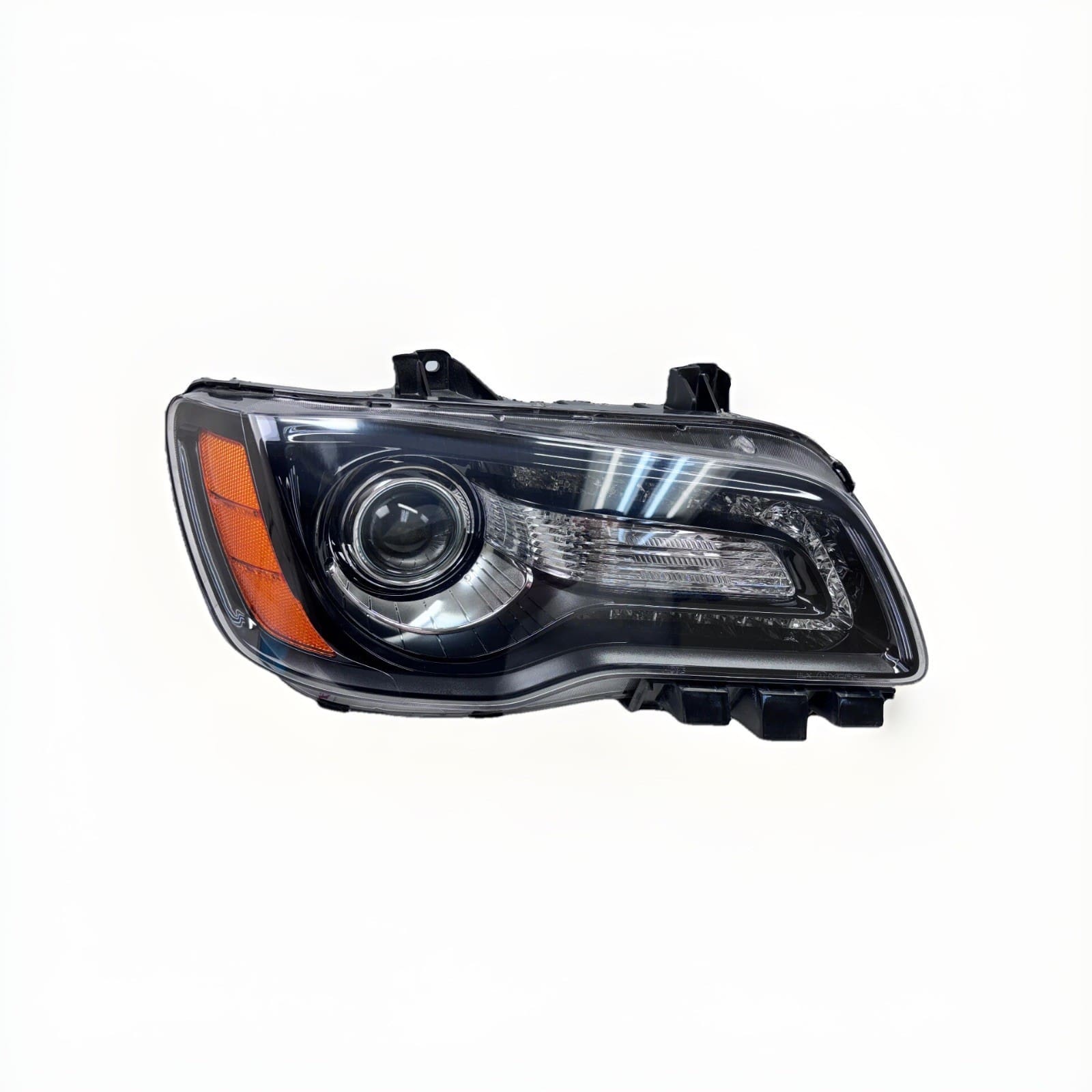 2011-14 Chrysler 300 C Xenon Front Right OEM Headlight 68085418AG