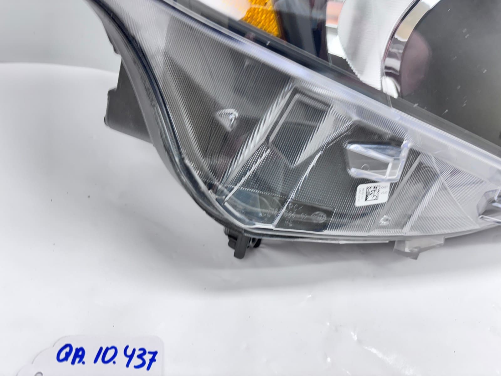2016-2019 Mercedes Metris Front Right OEM Headlight A4479068200 - Image 12