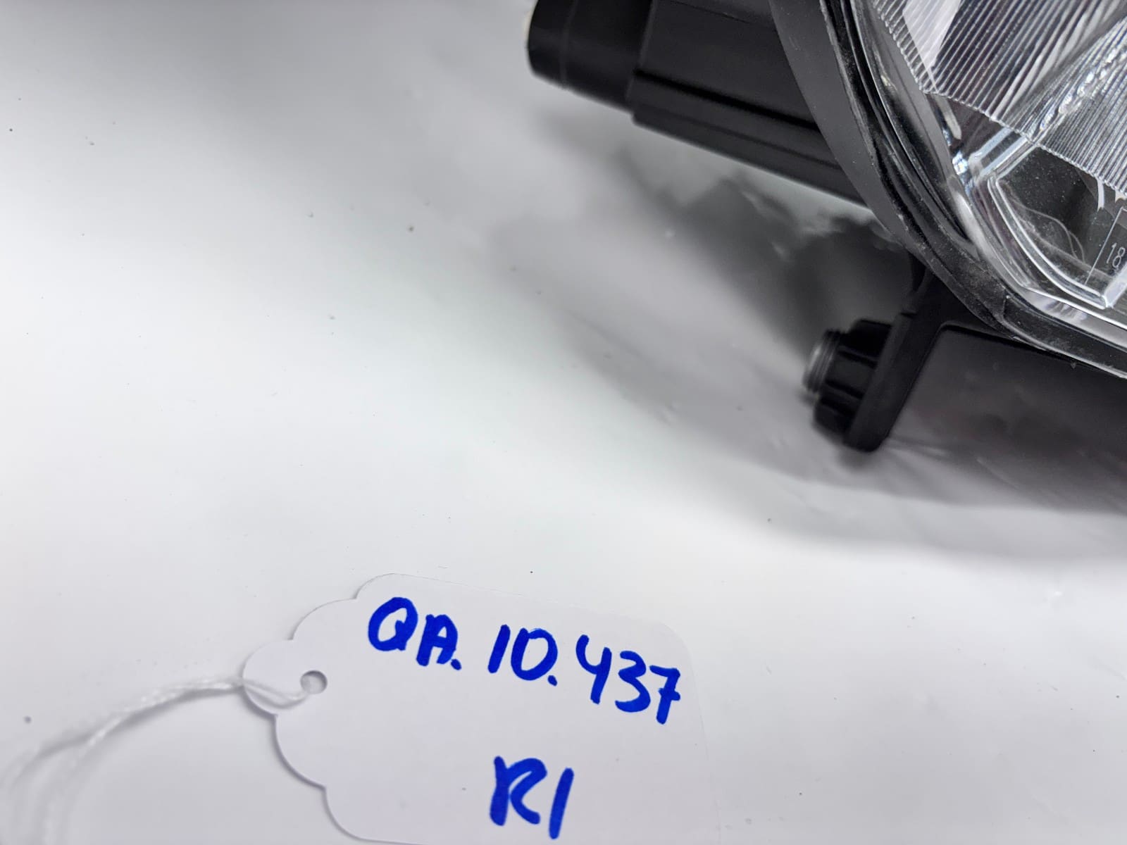 2016-2019 Mercedes Metris Front Right OEM Headlight A4479068200 - Image 13
