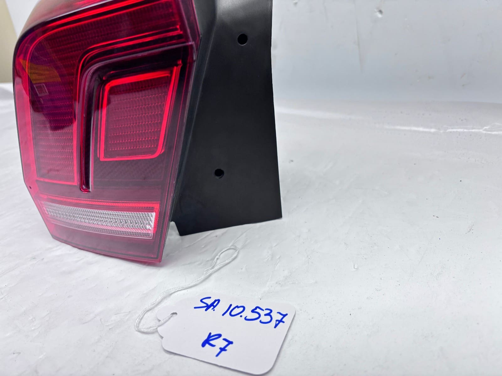 2018-2024 VW Tiguan LED Rear Left OEM Tail Light 5NN945095A - Image 3