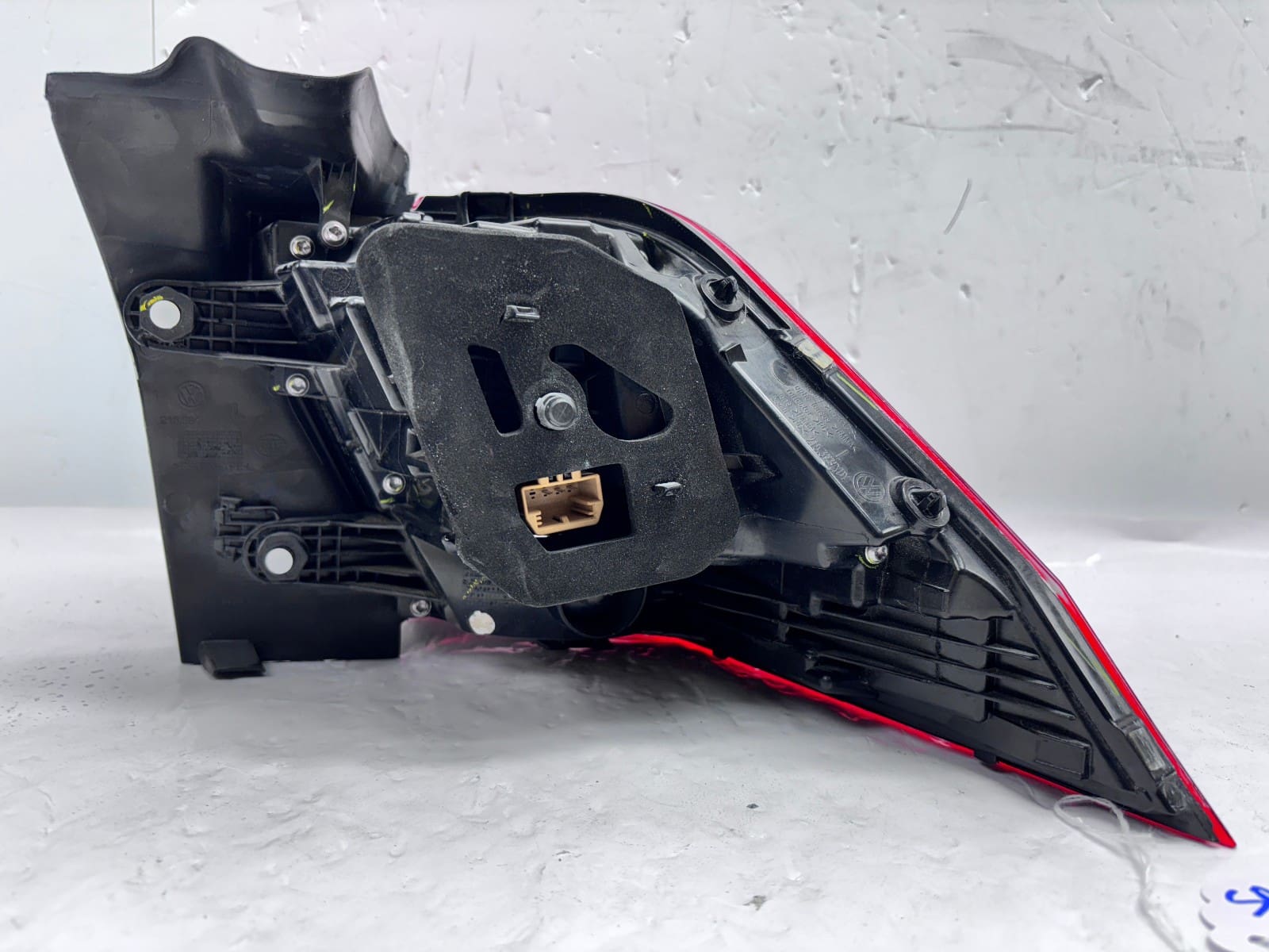 2018-2024 VW Tiguan LED Rear Left OEM Tail Light 5NN945095A - Image 17