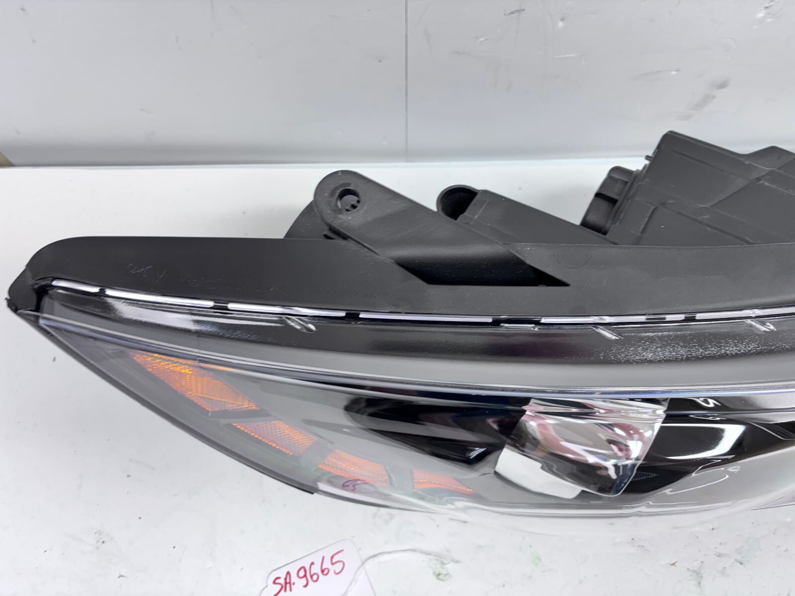 MINT 2011-13 Kia Optima Halogen Front Right OEM Headlight 92102-4C000 - Image 10