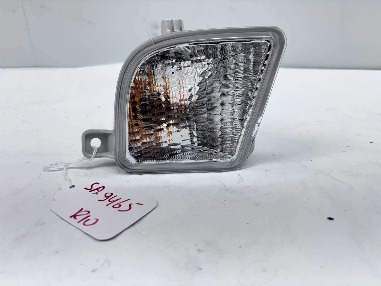 2018-20 Honda Odyssey Halogen Front Right OEM Turn Signal 33300-thr-a01
