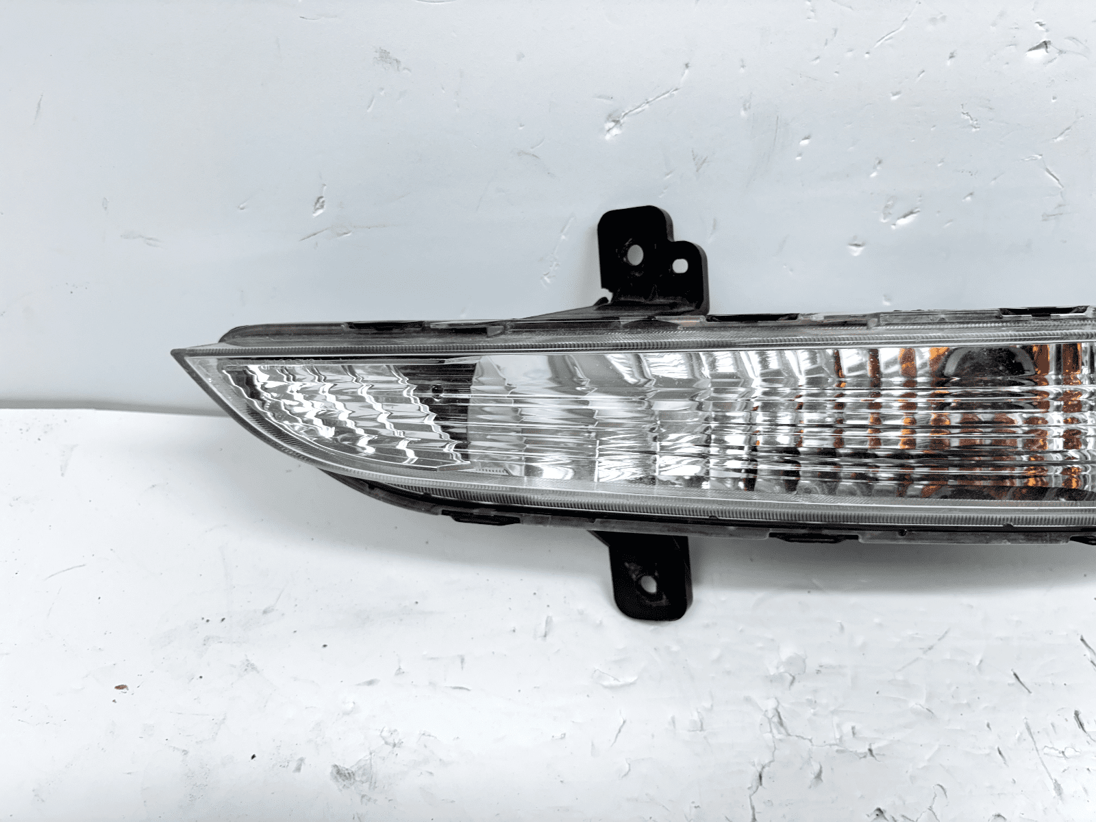 2013-17 Chevy Traverse Halogen Turn Signal Front Right OEM Fog Light - Image 6