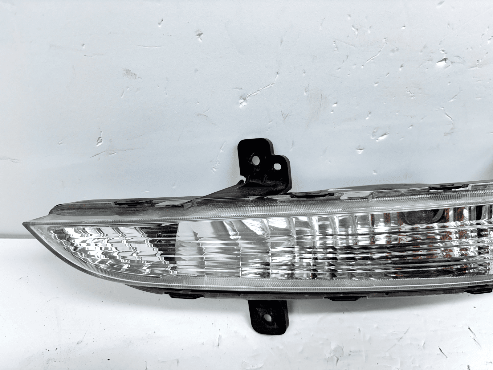 2013-17 Chevy Traverse Halogen Turn Signal Front Right OEM Fog Light - Image 7