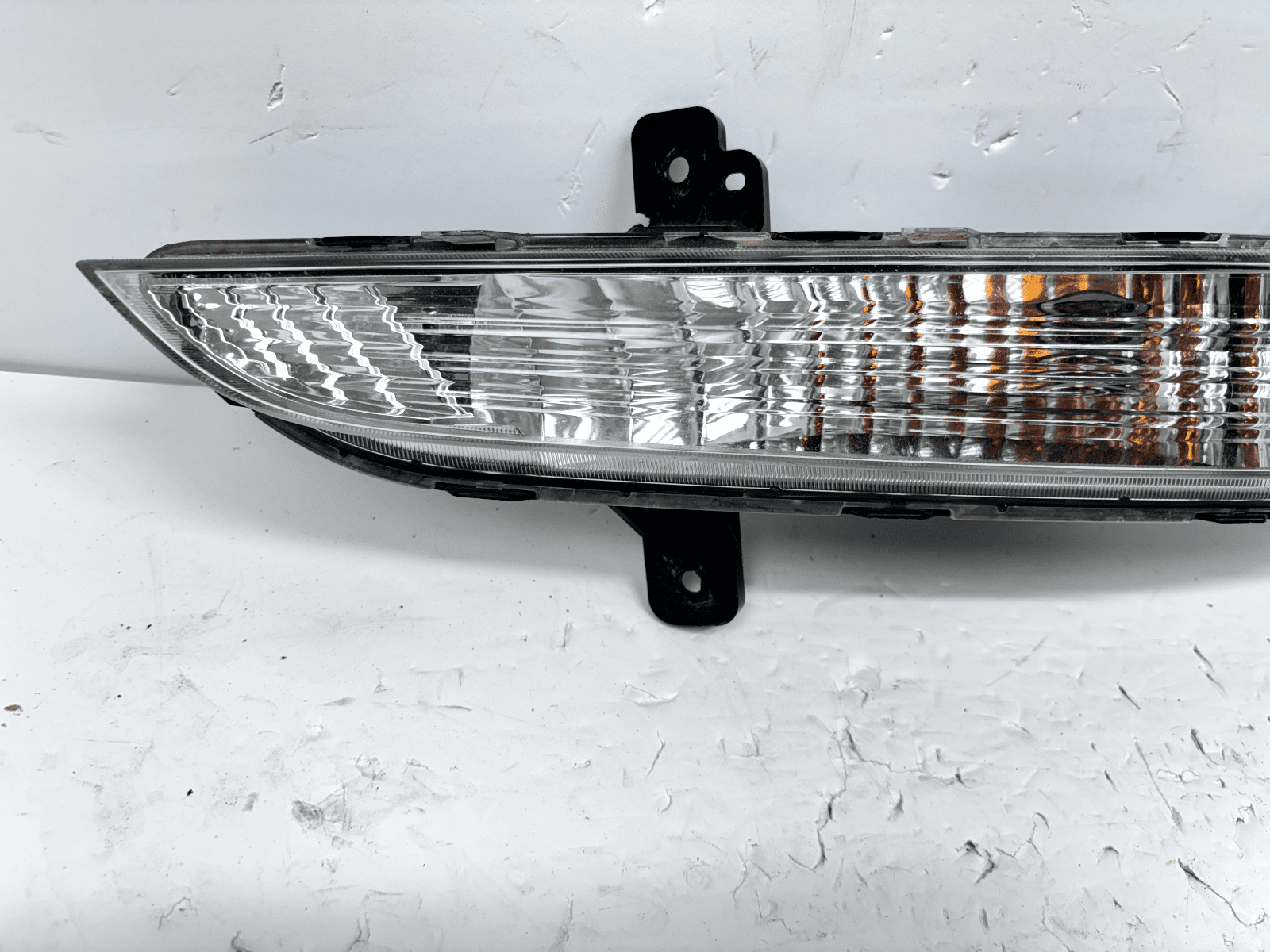 2013-17 Chevy Traverse Halogen Turn Signal Front Right OEM Fog Light - Image 8