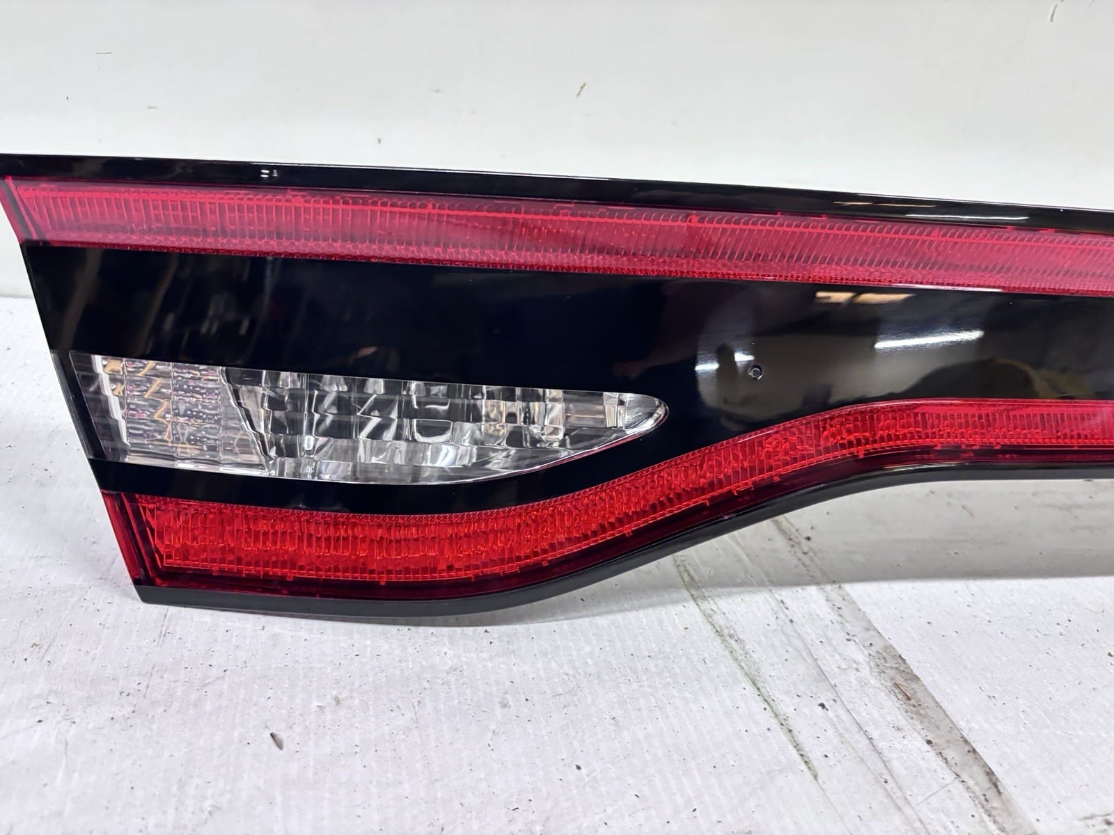 2013-16 Dodge Dart Rear Center LED OEM Tail Light 68164500AC Genuine - Image 2